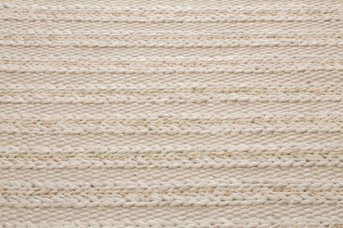Isabella Marbled Ivory and Beige Braided Rug