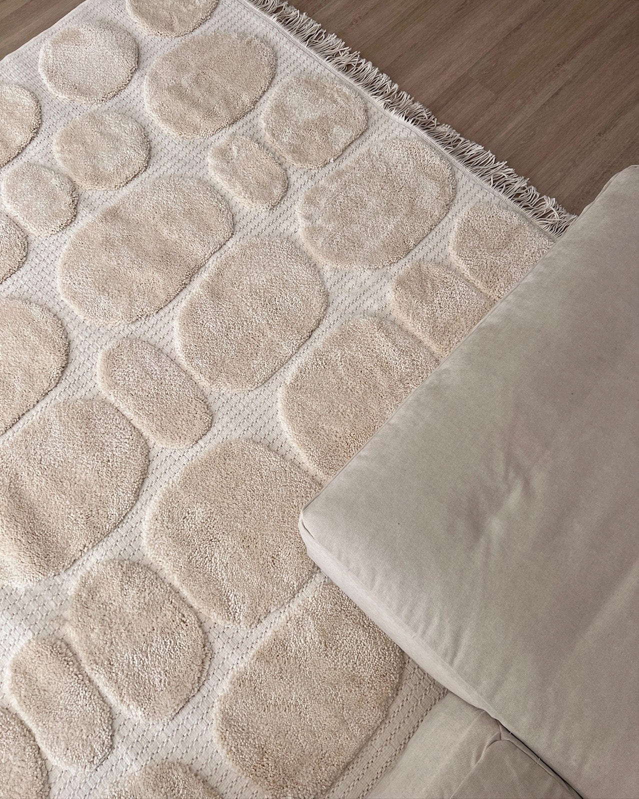 Jacinta Ivory Abstract Rug *NO RETURNS UNLESS FAULTY