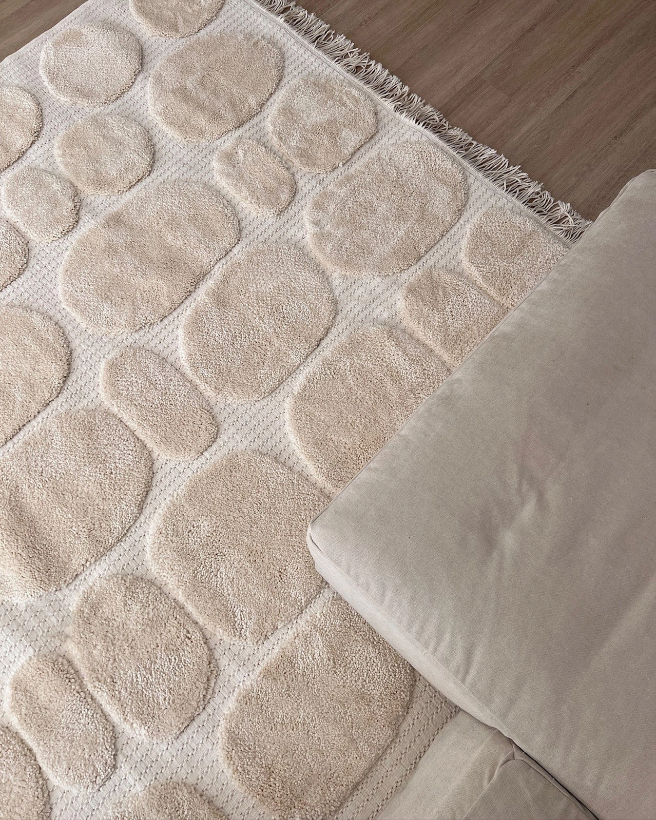 Jacinta Ivory Abstract Rug *NO RETURNS UNLESS FAULTY