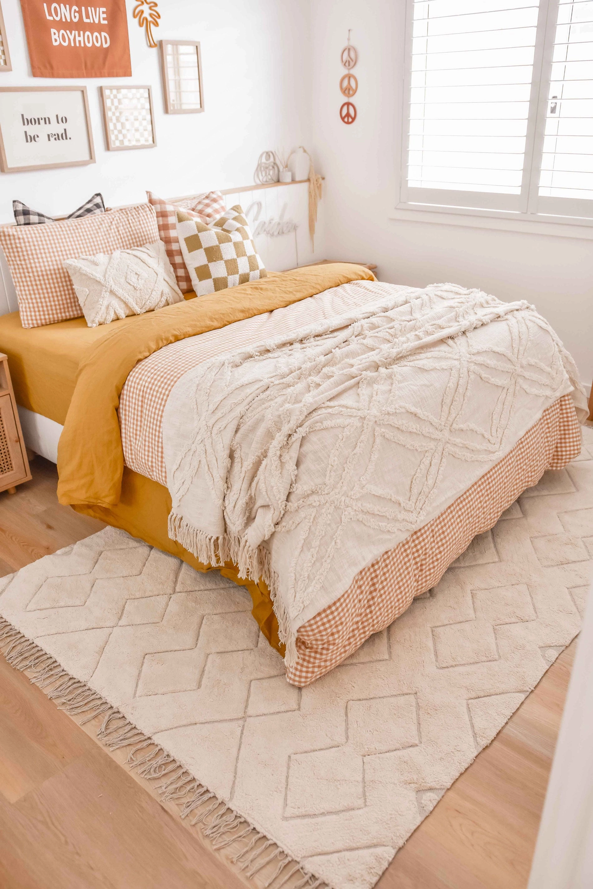 Jahna Cream Beige Diamond Tribal Washable Rug *NO RETURNS UNLESS FAULTY