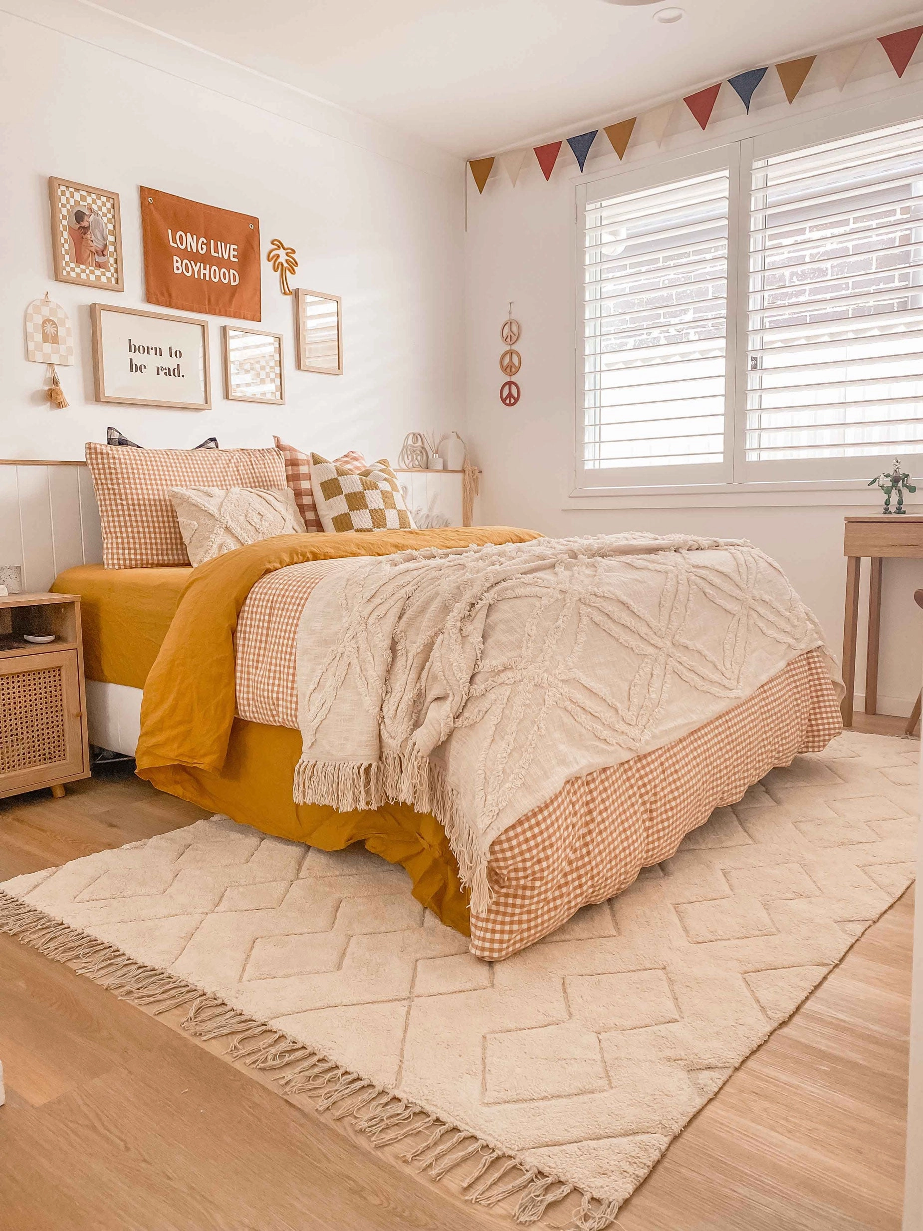 Jahna Cream Beige Diamond Tribal Washable Rug *NO RETURNS UNLESS FAULTY
