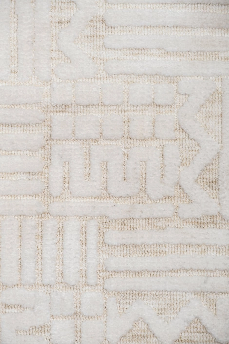 Kalinda Beige and Ivory Geometric Tribal Runner Rug *NO RETURNS UNLESS FAULTY