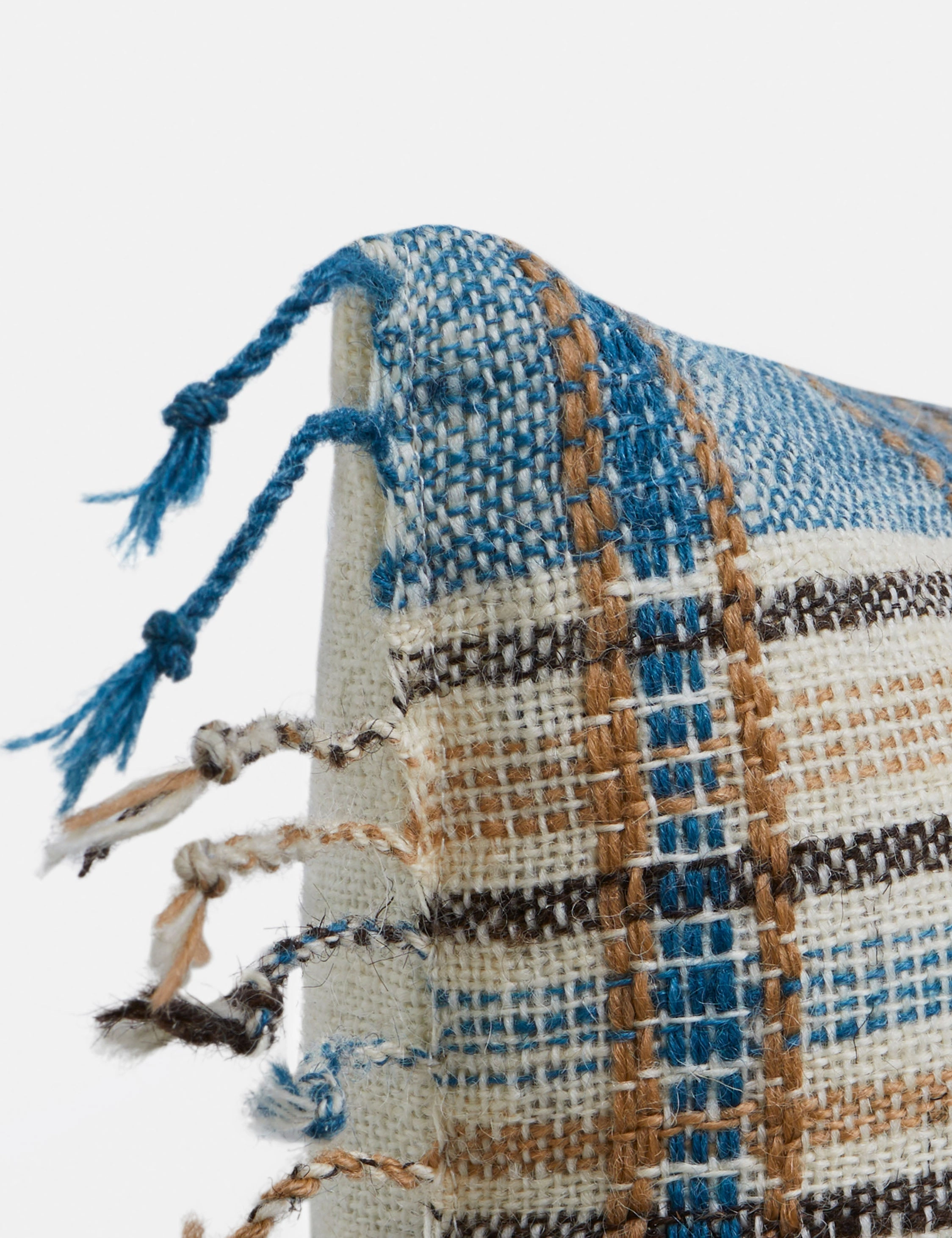 Kavia Pillow