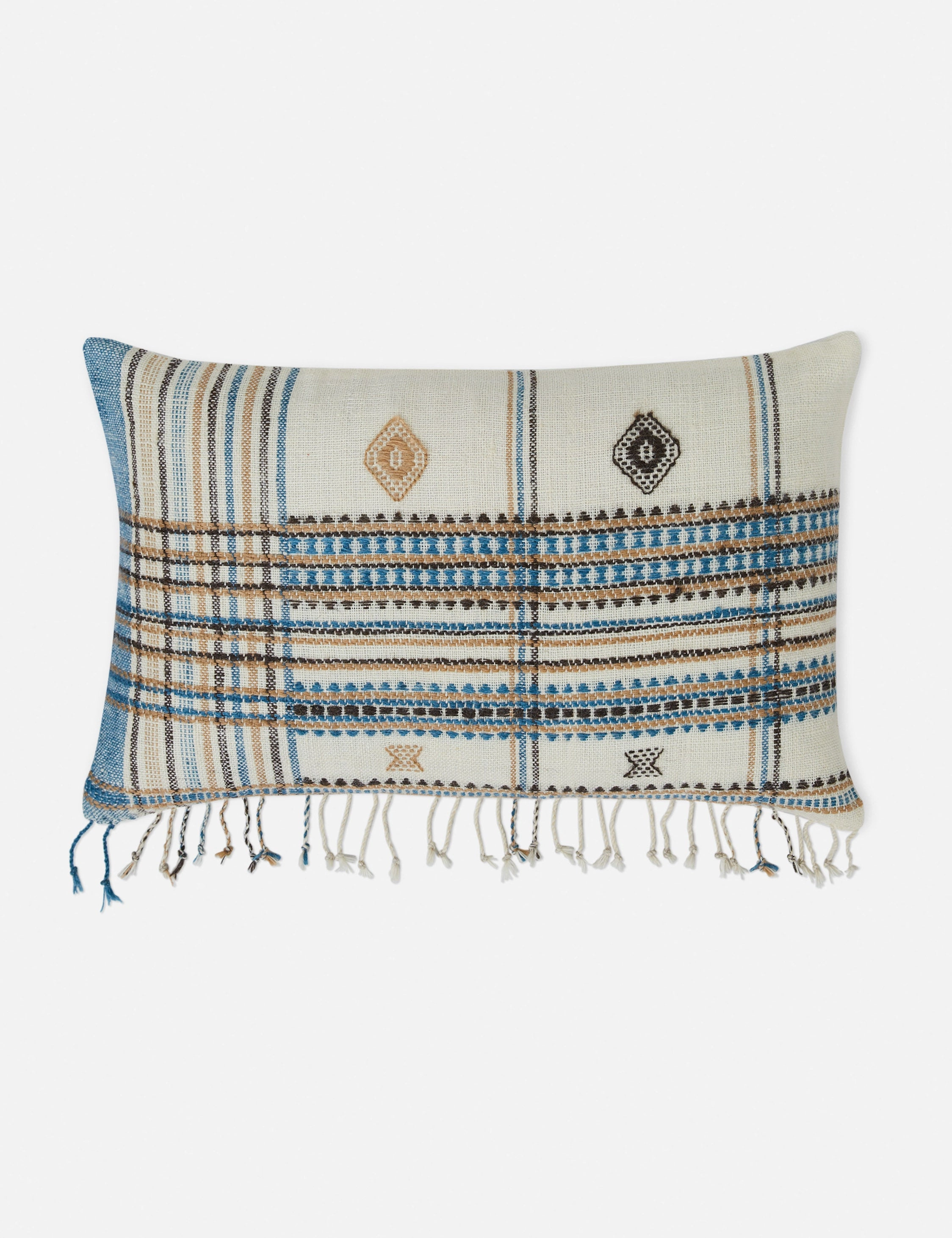Kavia Pillow
