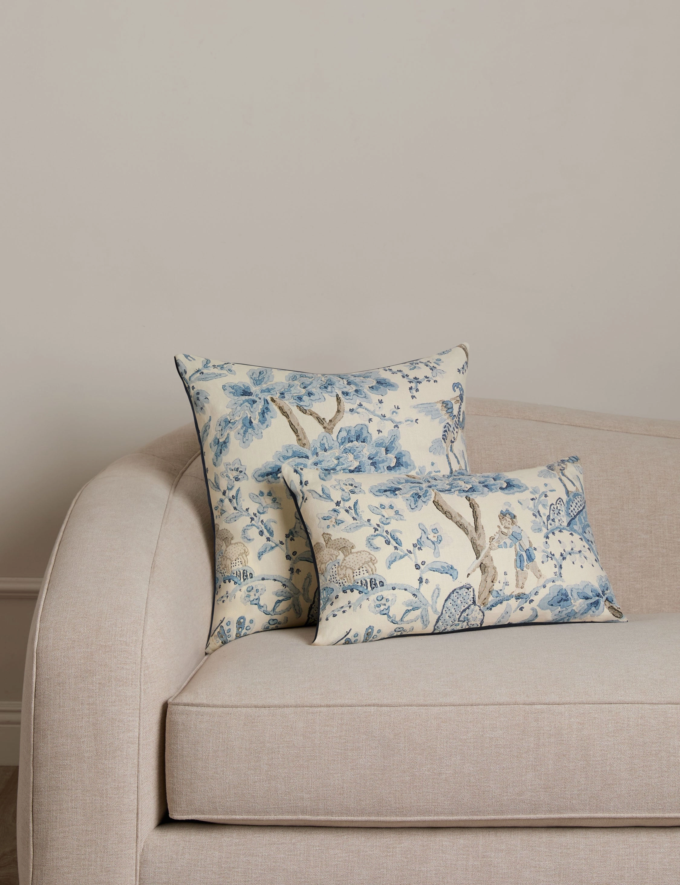 Kelmescott Linen Pillow by Scalamandre