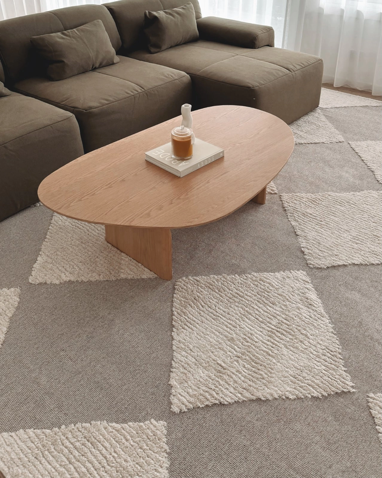 Kelsey Ivory and Beige Checkered Rug *NO RETURNS UNLESS FAULTY