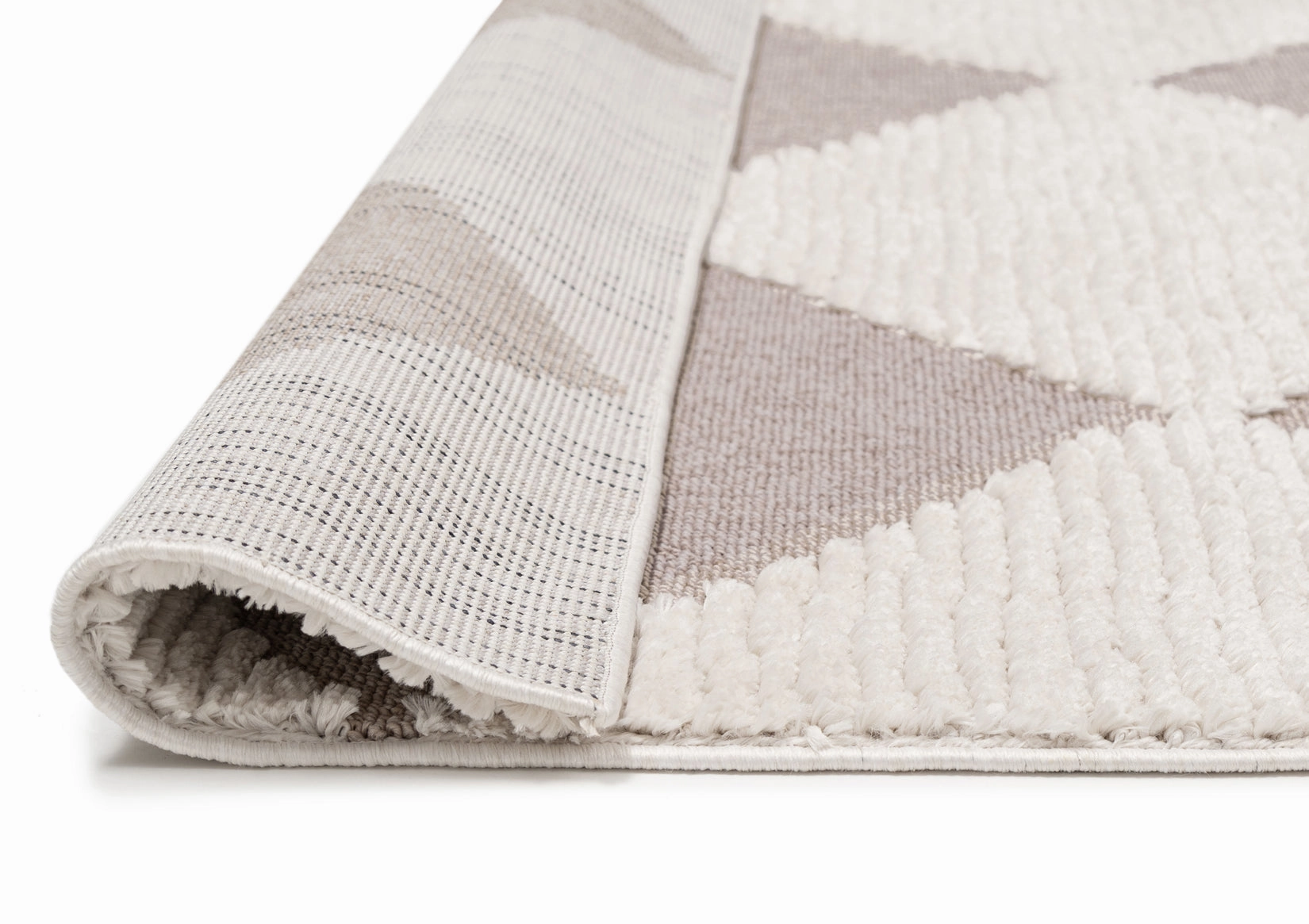 Kelsey Ivory and Beige Checkered Rug *NO RETURNS UNLESS FAULTY