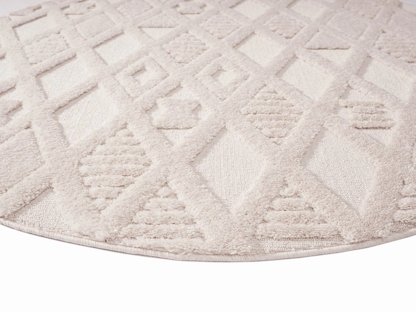 Kira Diamond Detail Textured Round Rug