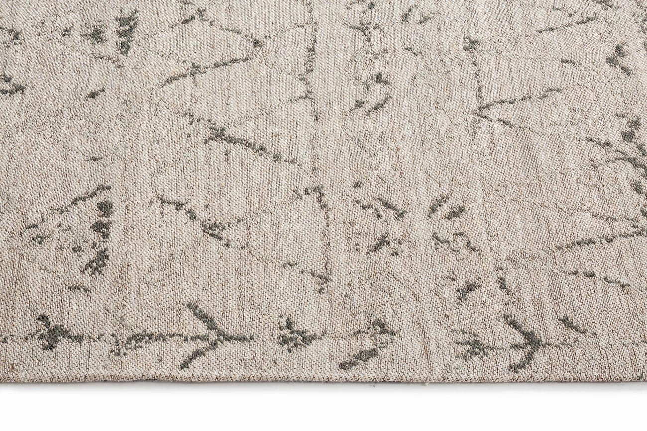 Kwame Tribal Pattern Flatweave Rug *NO RETURNS UNLESS FAULTY