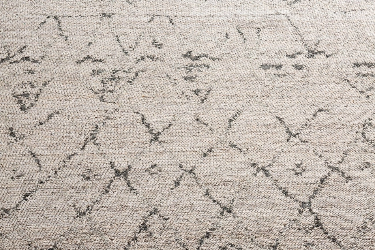 Kwame Tribal Pattern Flatweave Rug *NO RETURNS UNLESS FAULTY