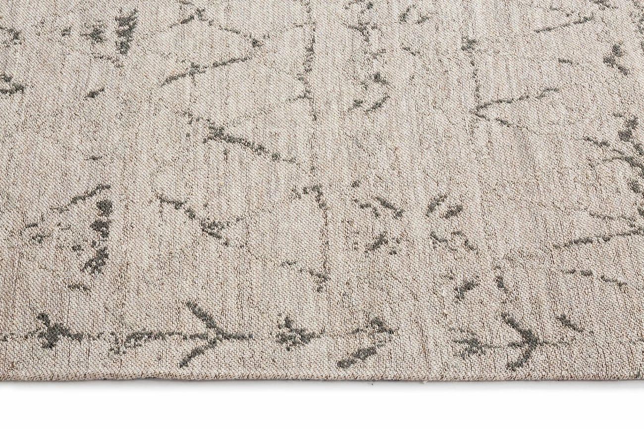 Kwame Tribal Pattern Flatweave Rug *NO RETURNS UNLESS FAULTY