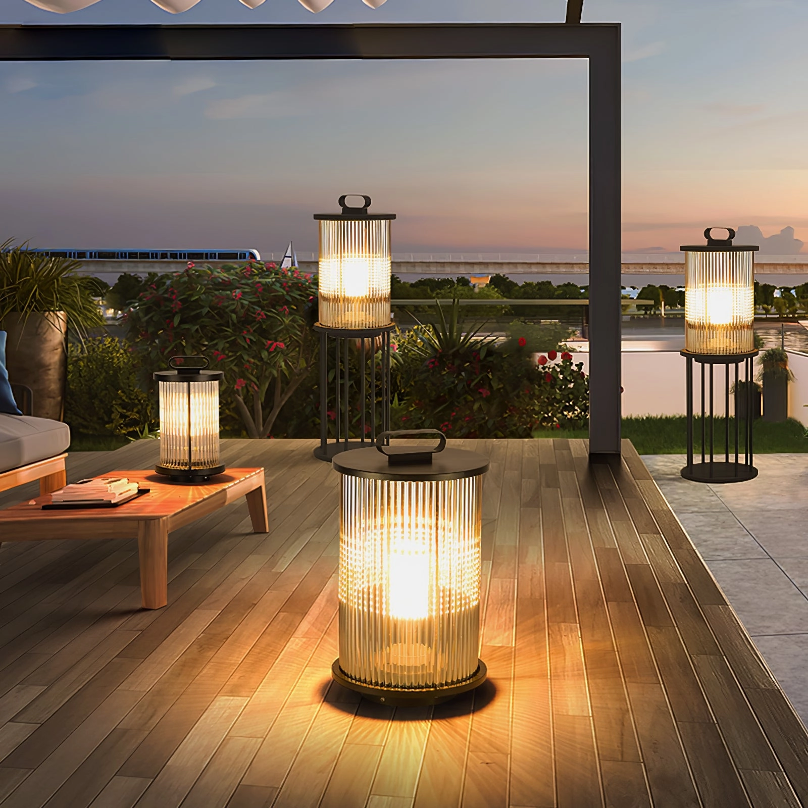 Lantern Garden Outdoor Light