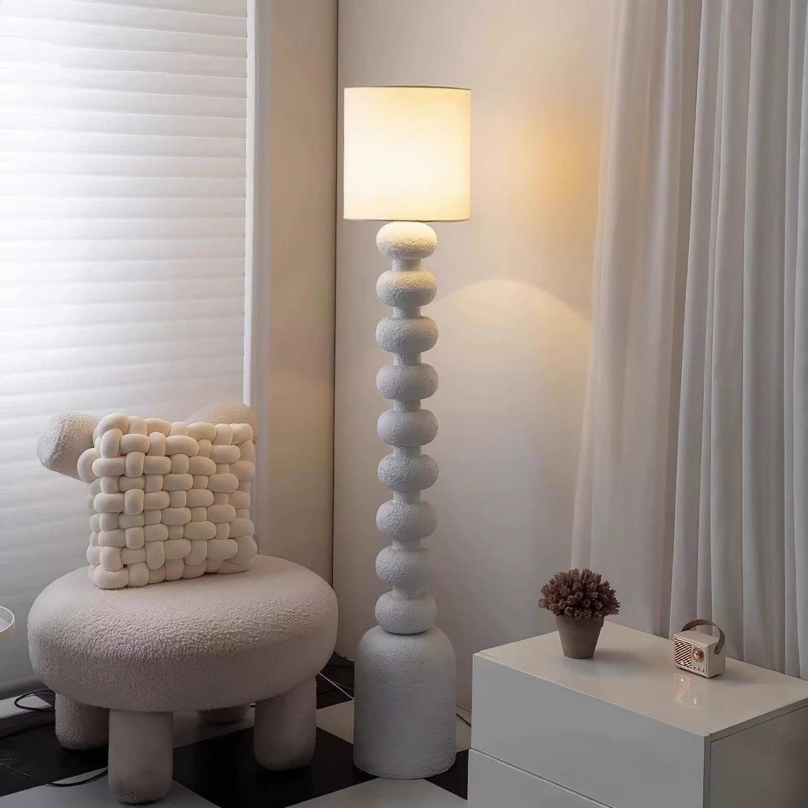 Leona Floor Lamp