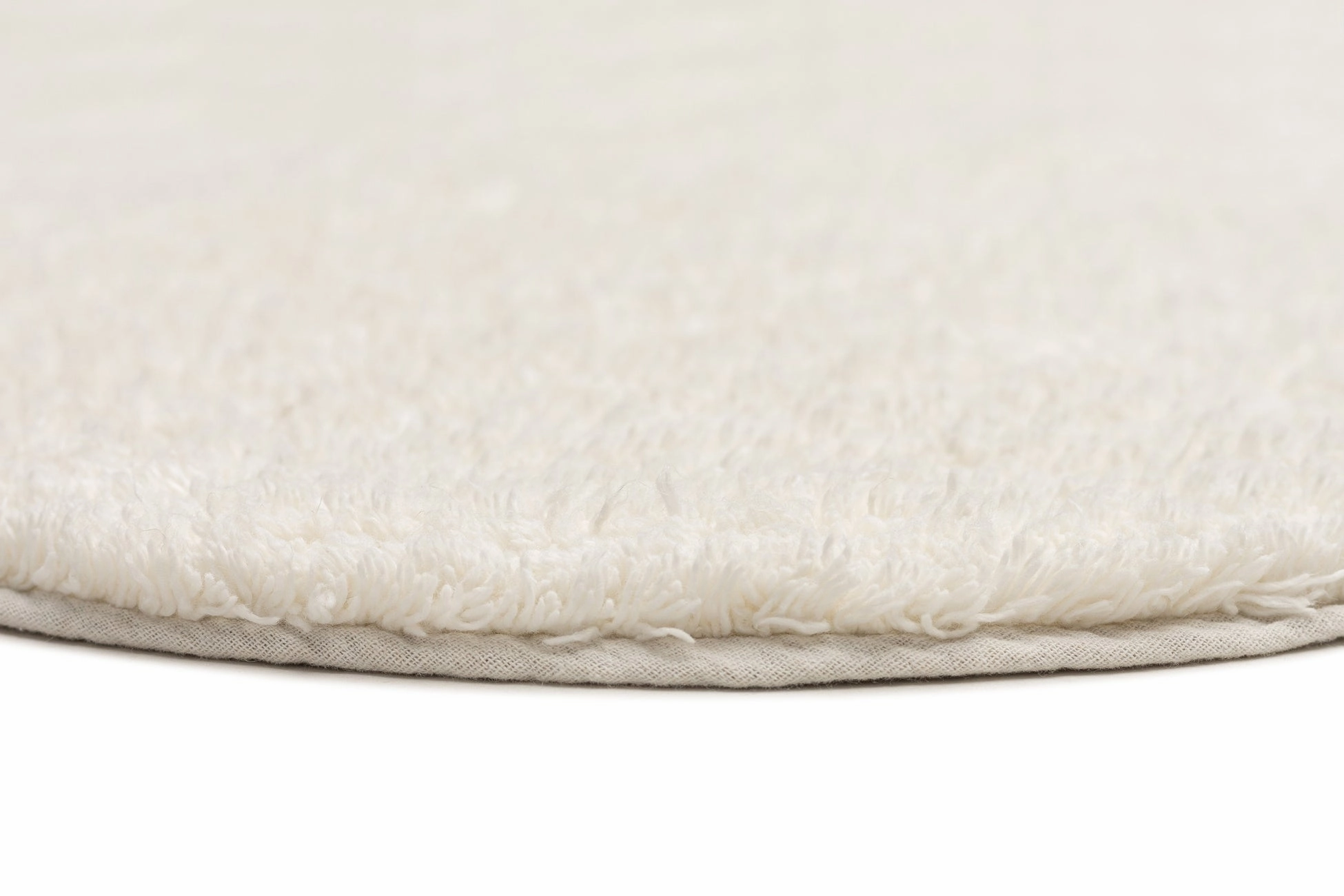 Lianna Cream Scallop Washable Bath Mat