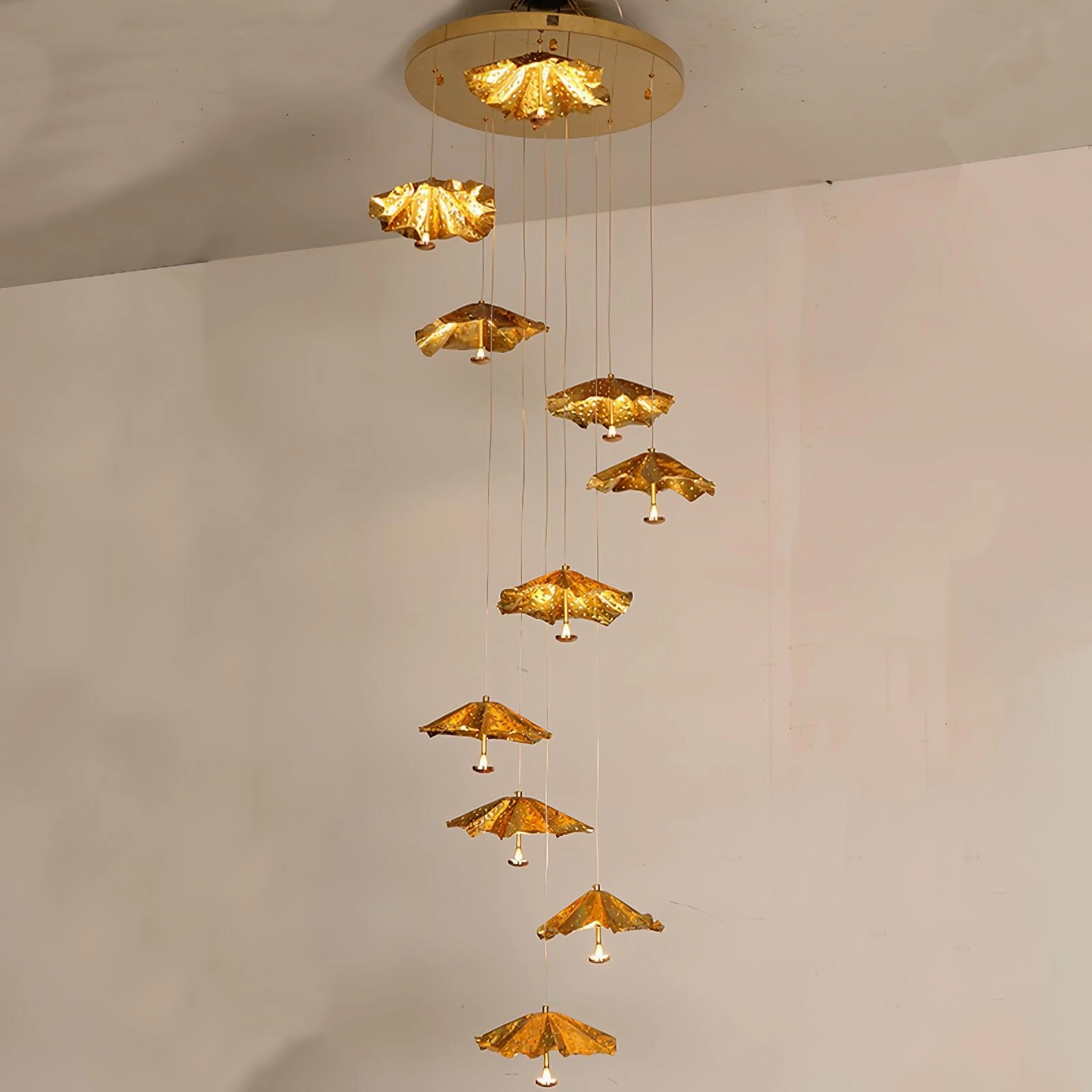 Livra Leaf Chandelier