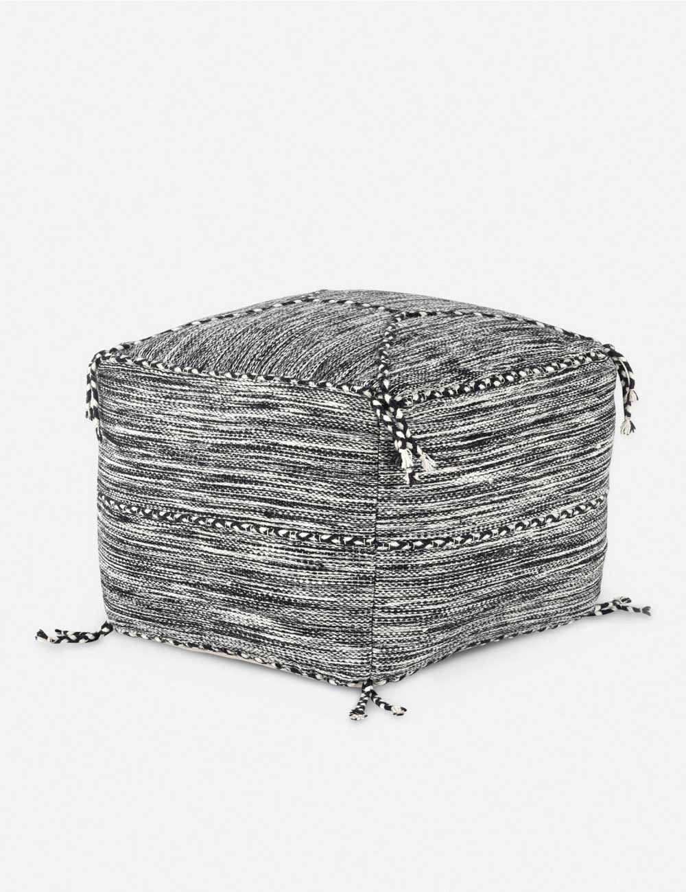 Liza Poufnordic style wall decor