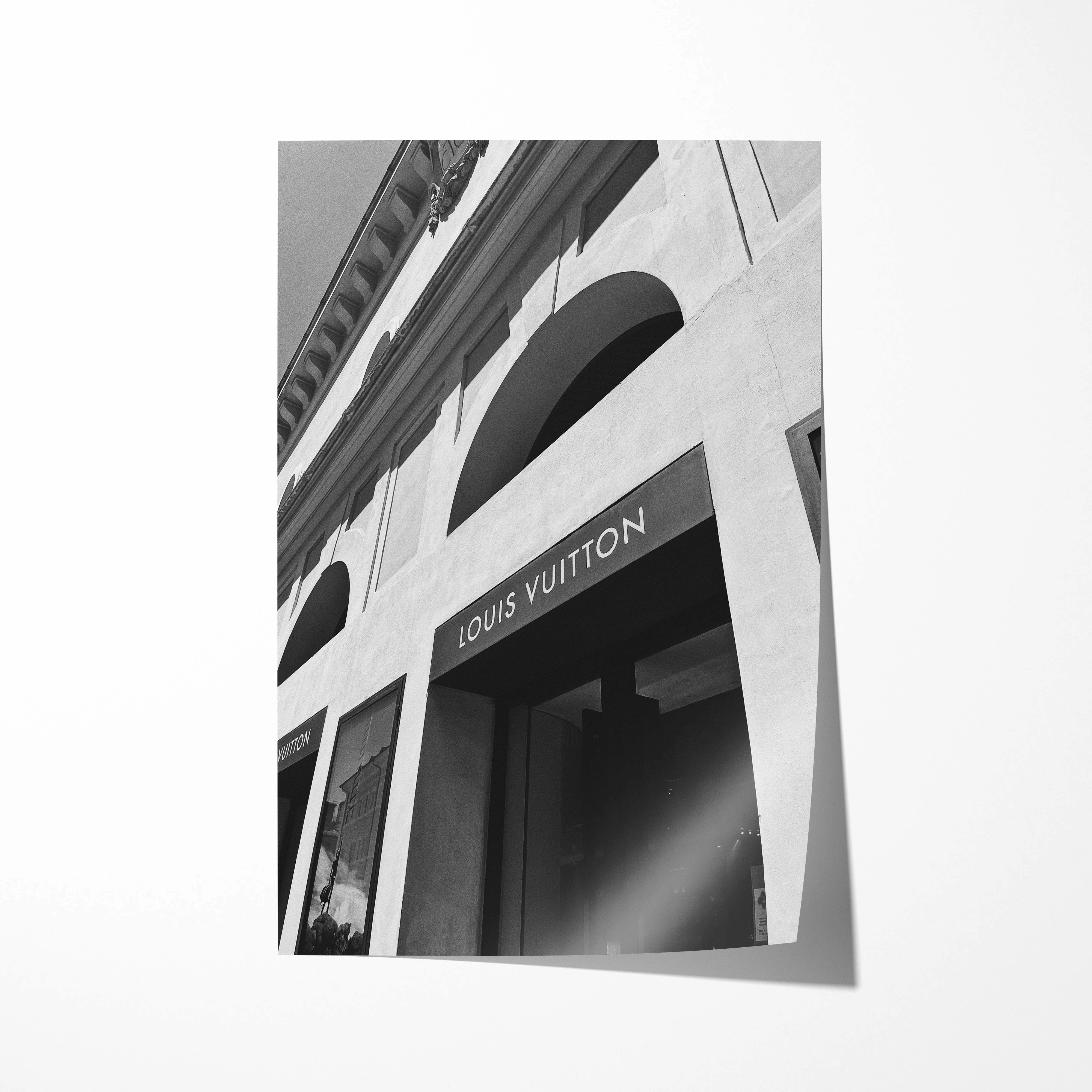 Louis Store