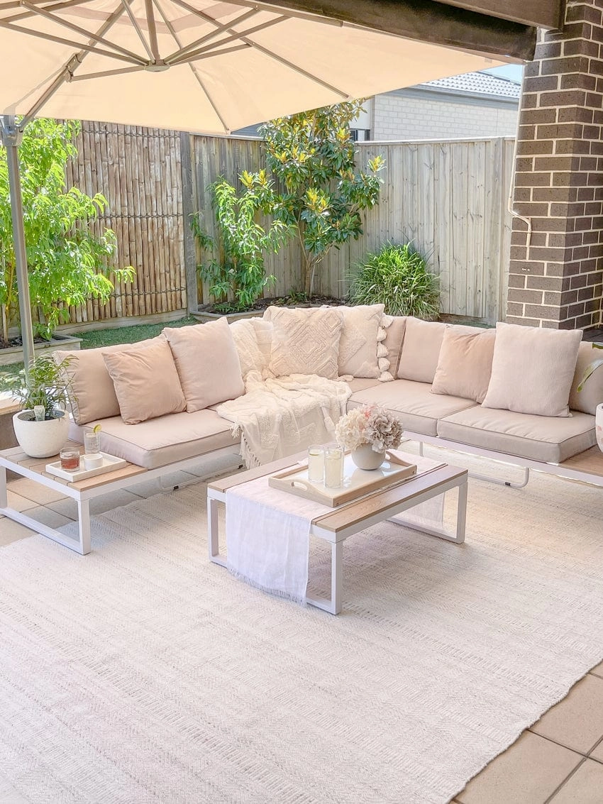 Lucinda Cream and Beige Indoor Outdoor PET Rug *NO RETURNS UNLESS FAULTY