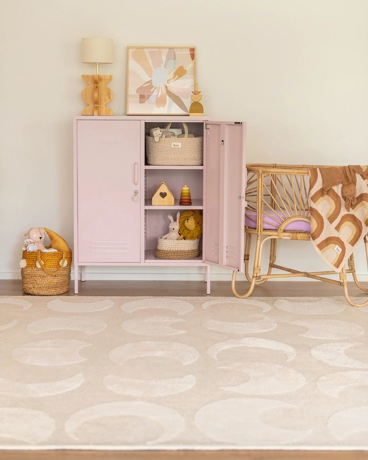 Lucy Beige Cream Half-Moon Pattern Rug *NO RETURNS UNLESS FAULTY