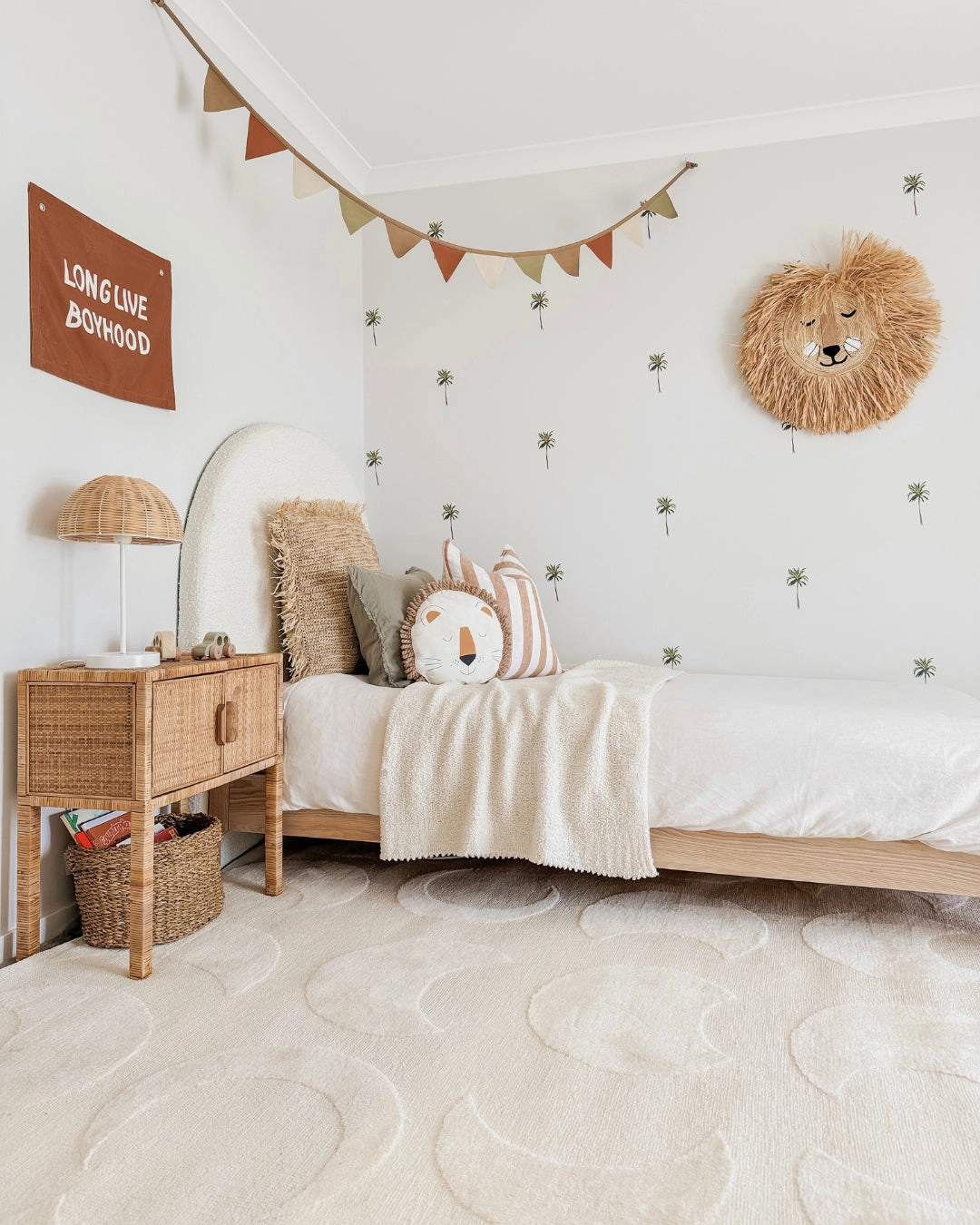 Lucy Beige Cream Half-Moon Pattern Rug *NO RETURNS UNLESS FAULTY