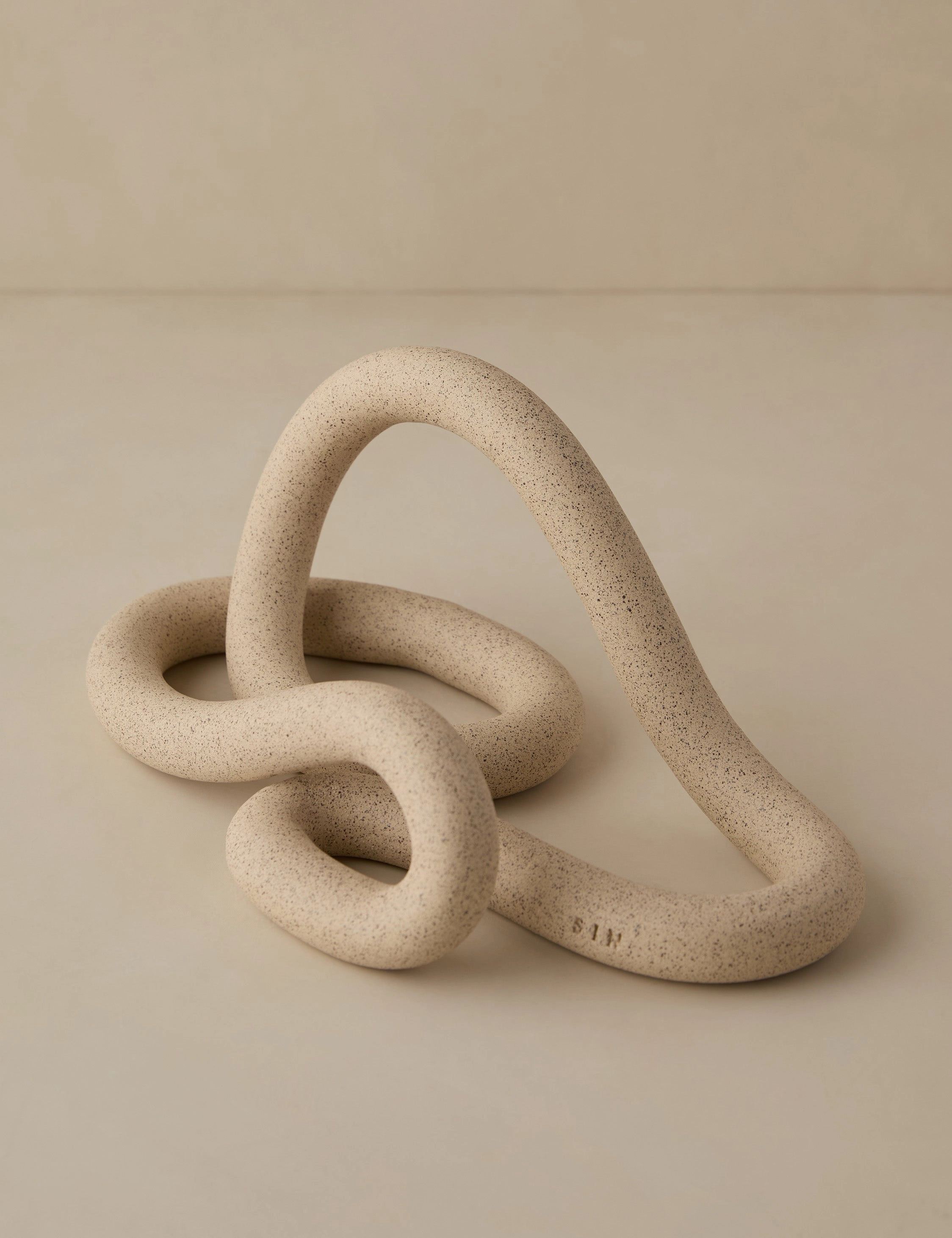 Lumbra Book Stand by SIN
