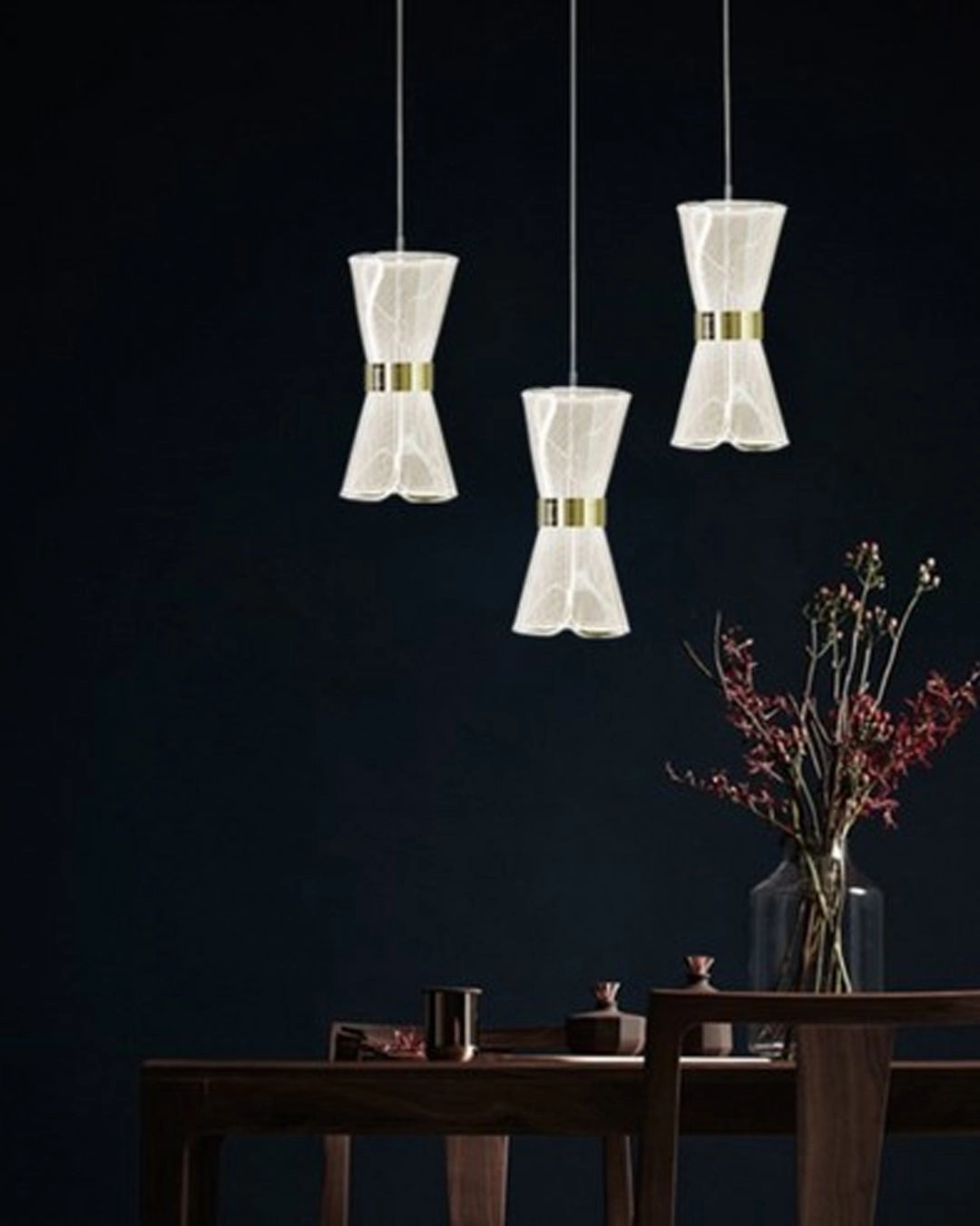 Lumi Twist Hourglass Pendant Light