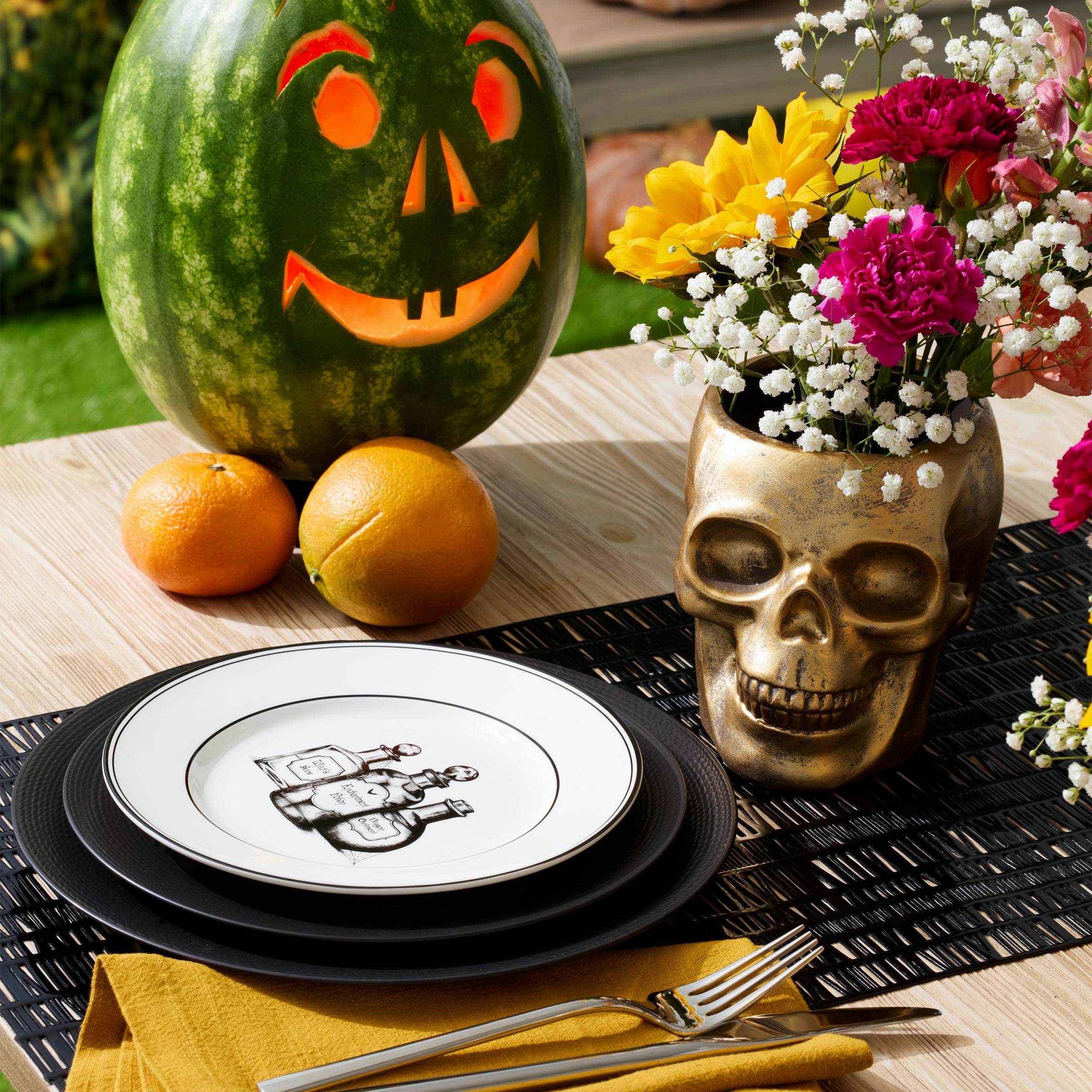 LX Collective Black Accent Plates - Set of 4