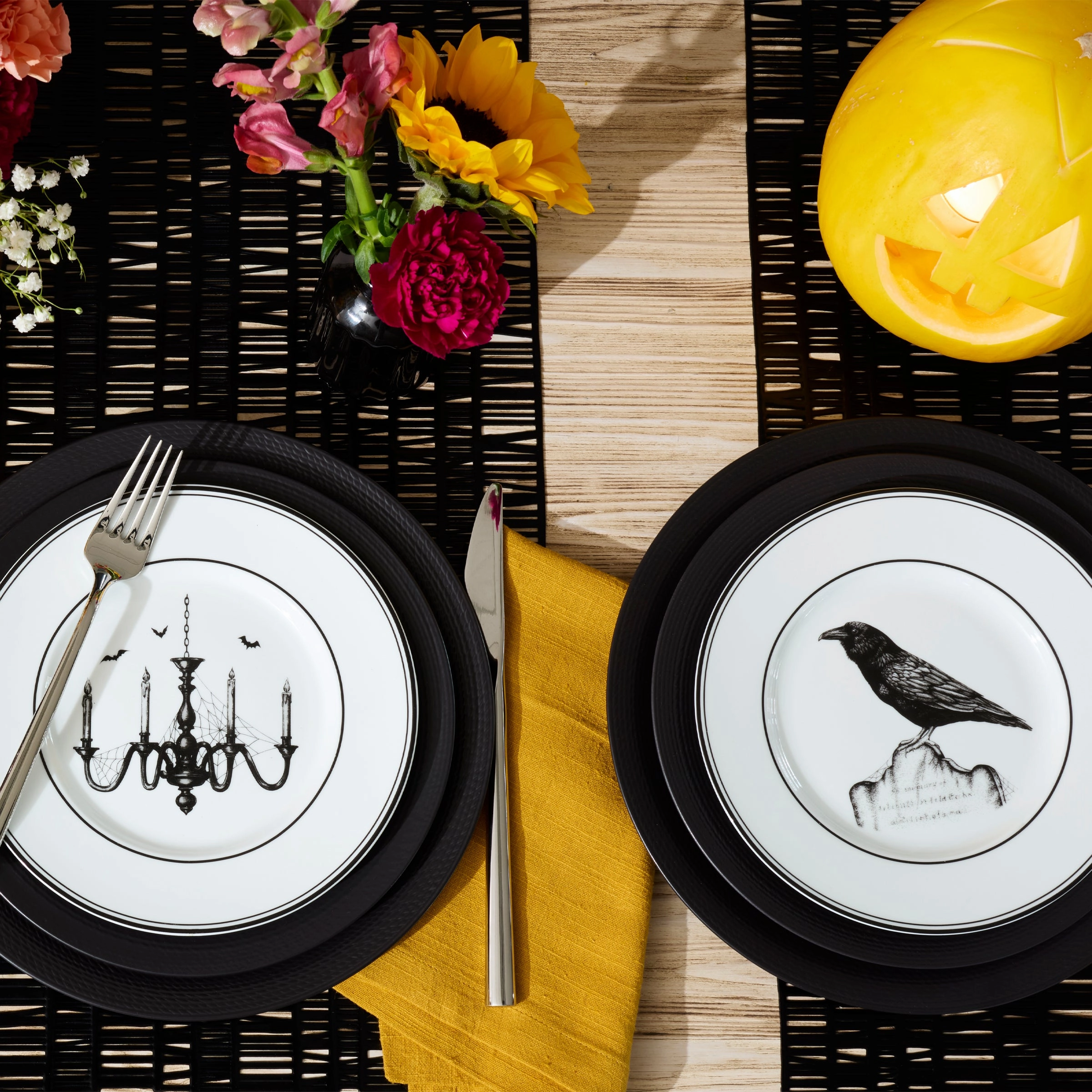 LX Collective Black Accent Plates - Set of 4