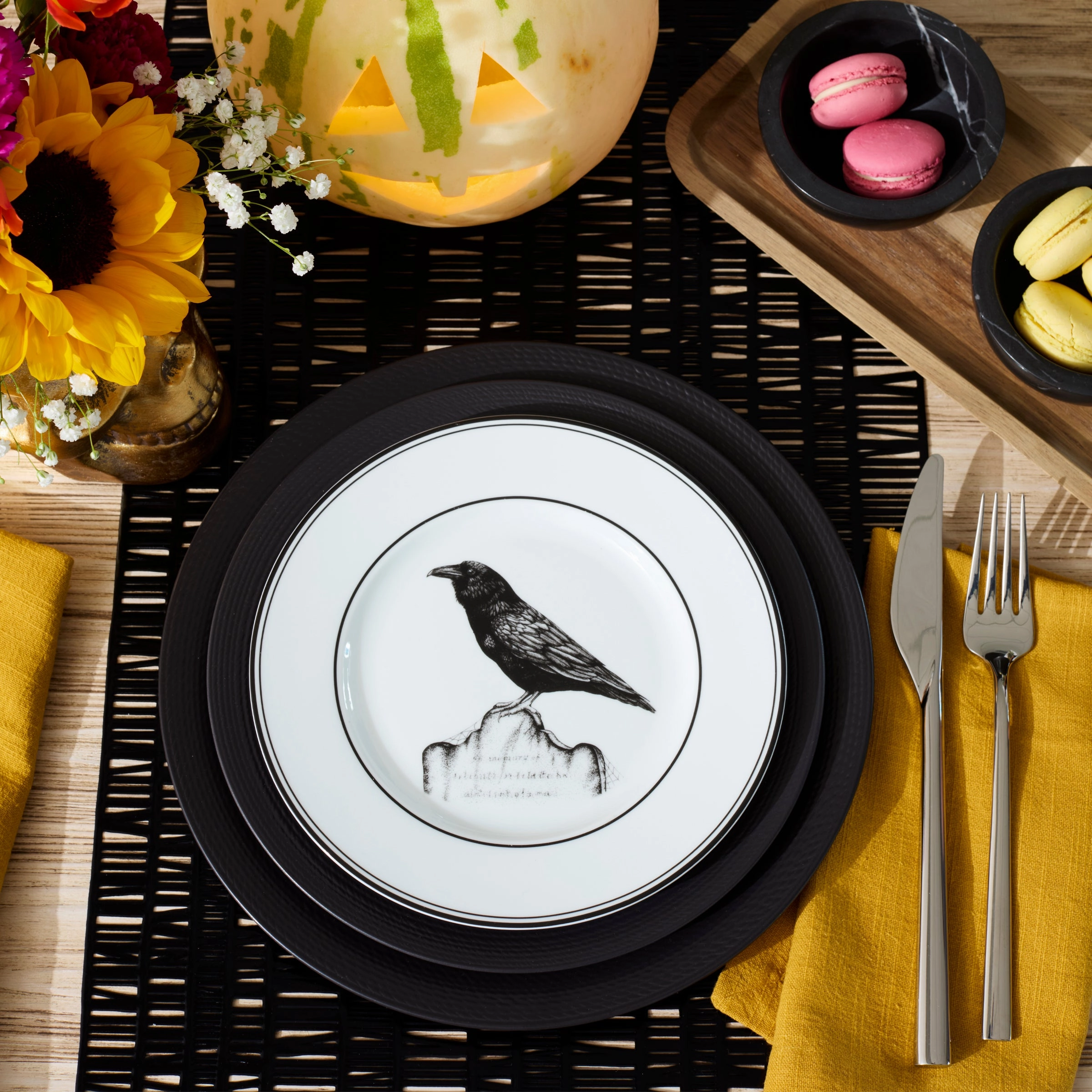 LX Collective Black Accent Plates - Set of 4