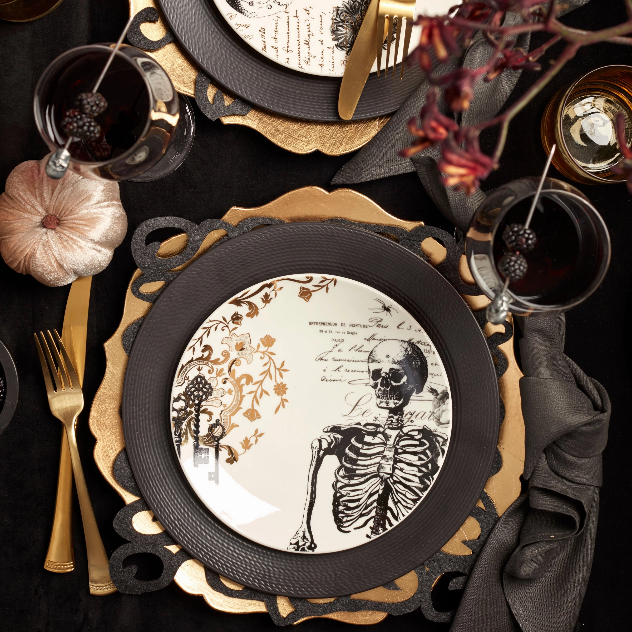 LX Collective Black Dinner Plates - Set of 4