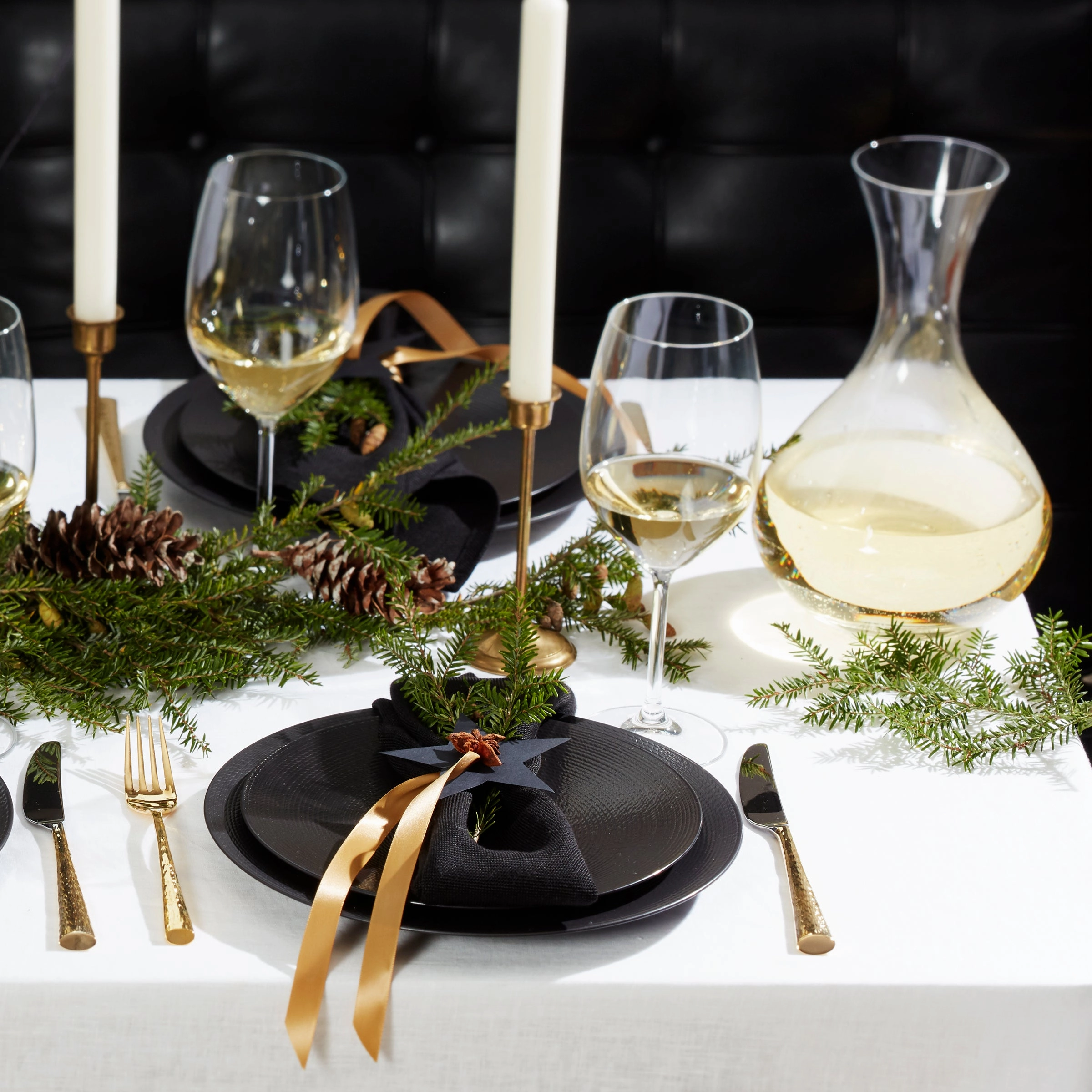 LX Collective Black Dinner Plates - Set of 4