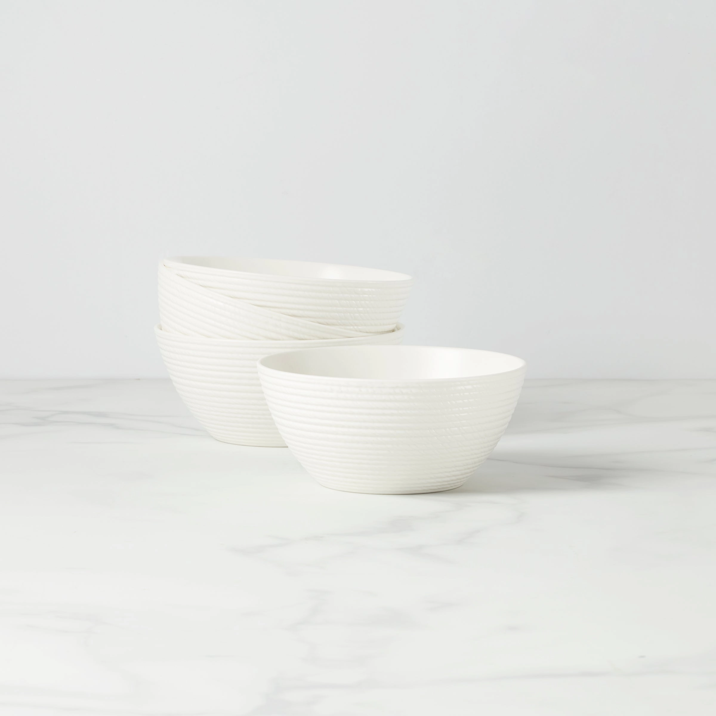 LX Collective White Fruit Bowls - Set of 4halloween party decor ,outdoor halloween decor 