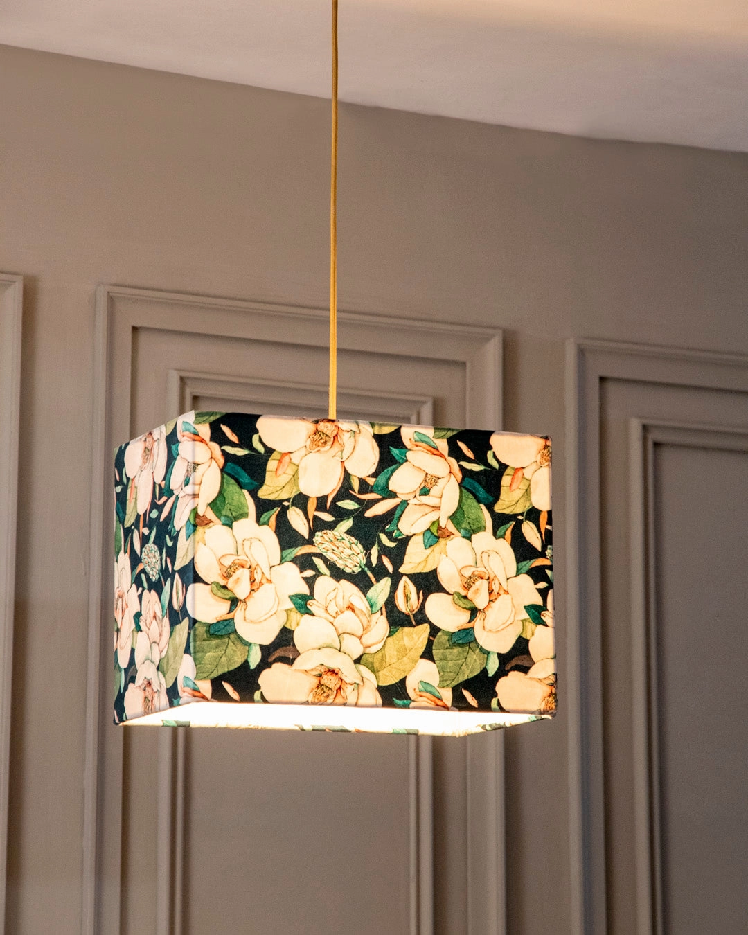 Magnolia Noir Rectangular Shade Pendant Lightmodern wall lamp,smart wall lamp