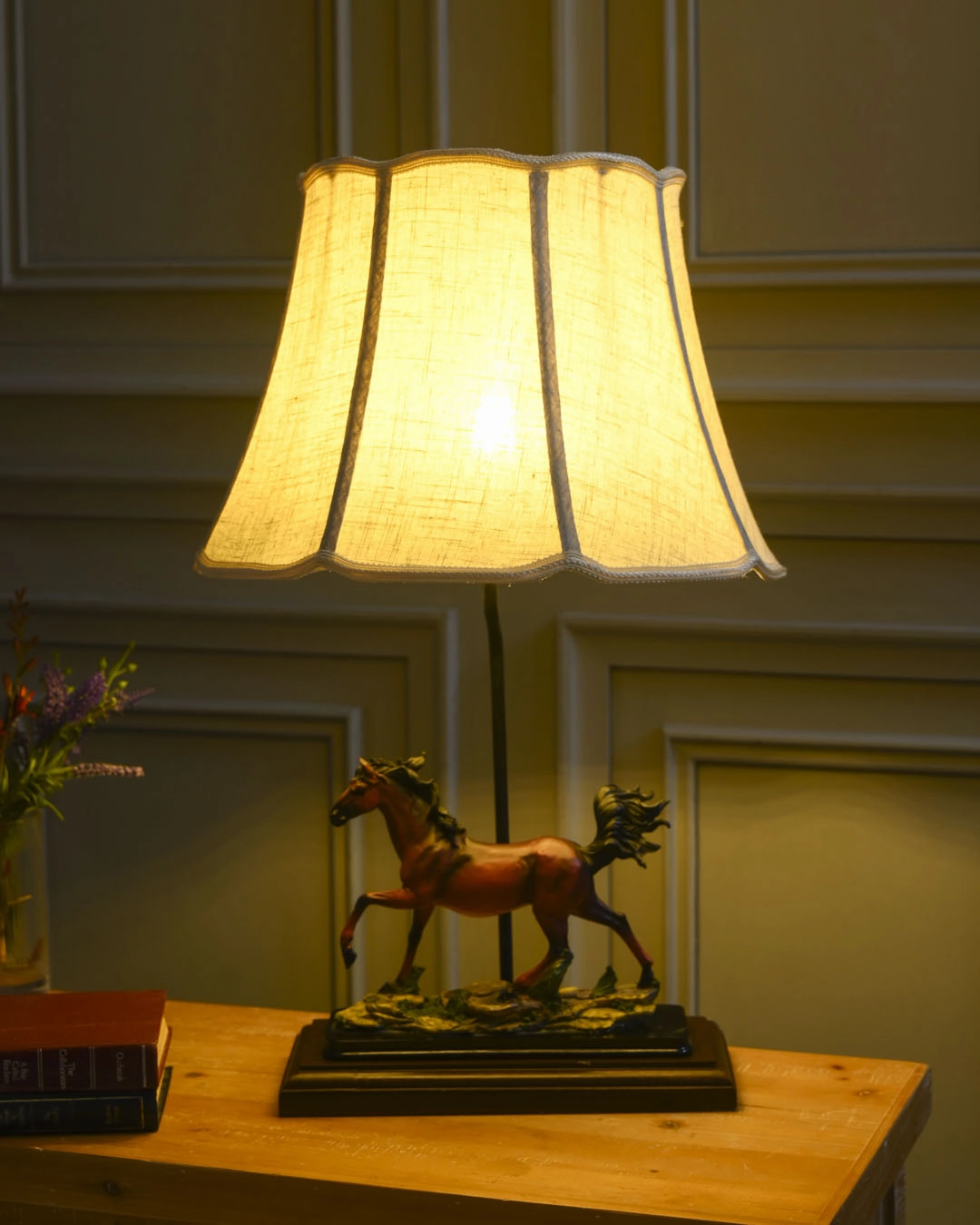 Majestic Running Horse Figurine Table Lamp