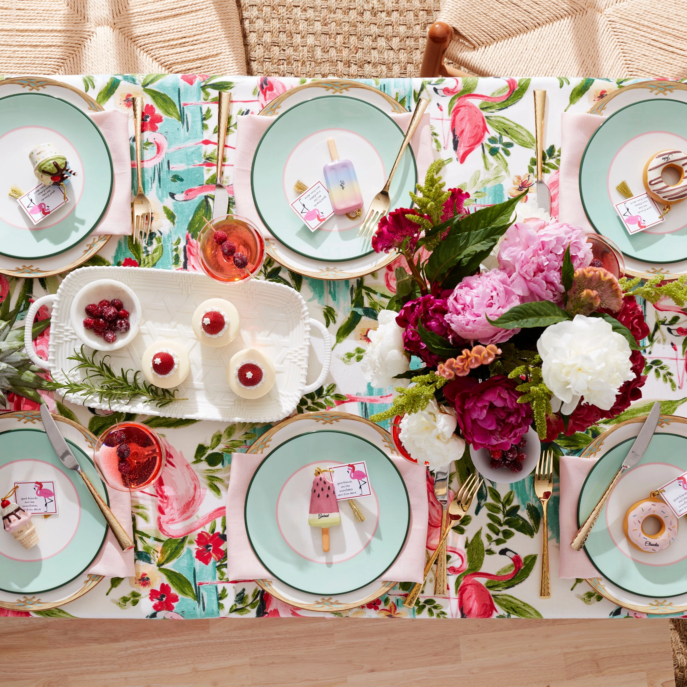Make It Pop Dinner Plates - Set of 4 - Green/Pink