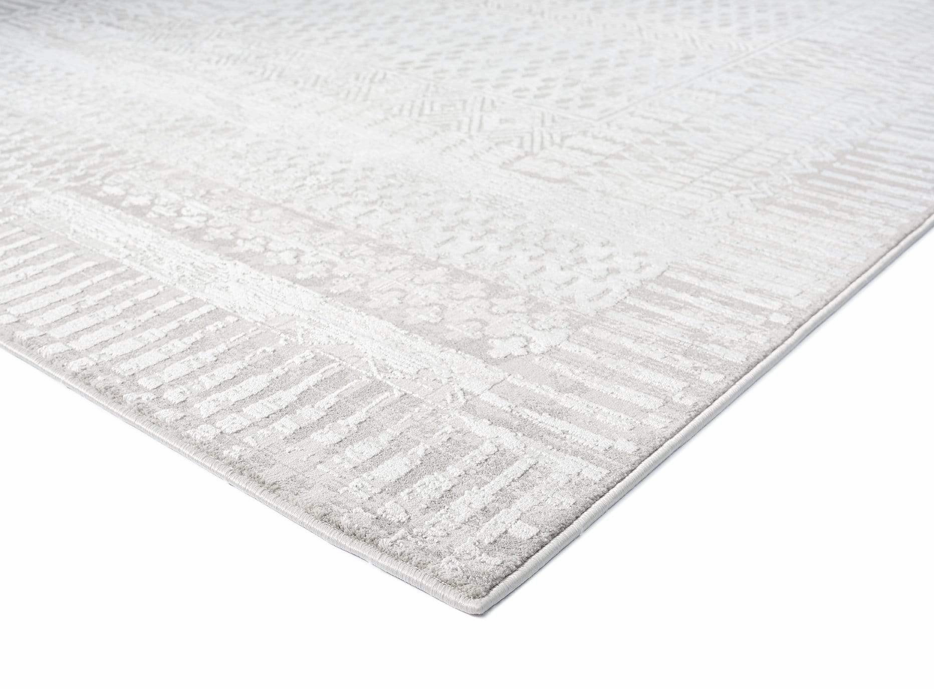 Makeda Ivory and Grey Distressed Tribal Rug *NO RETURNS UNLESS FAULTY