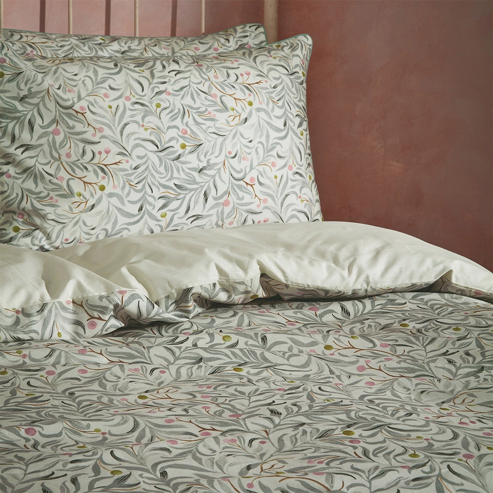 Malory Traditional Floral Printed Piped Duvet Cover Set Eucalyptus