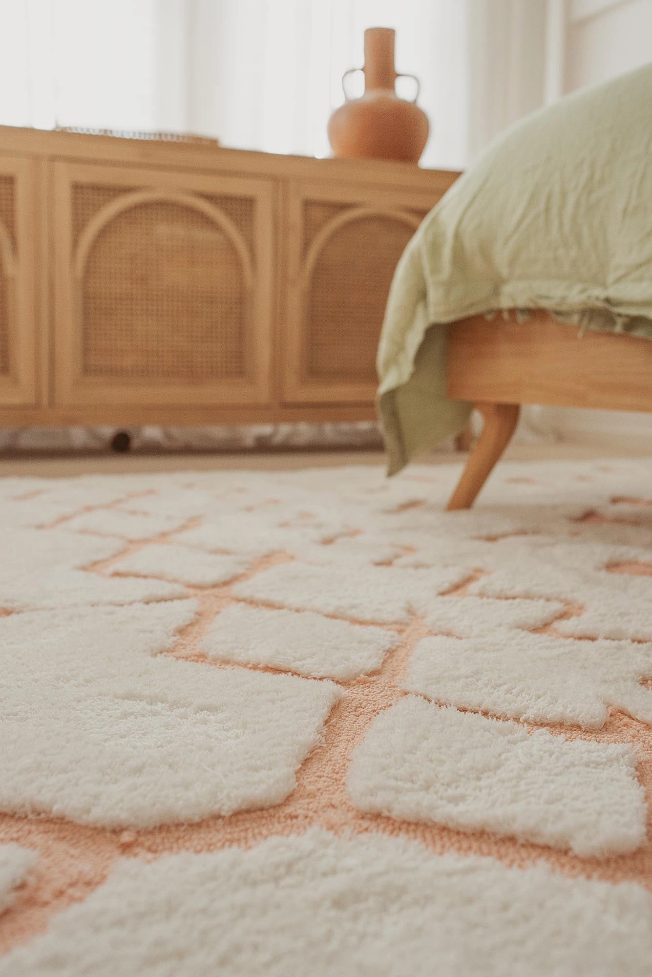 Matilda Cream and Peach Tribal Shag Rug *NO RETURNS UNLESS FAULTY