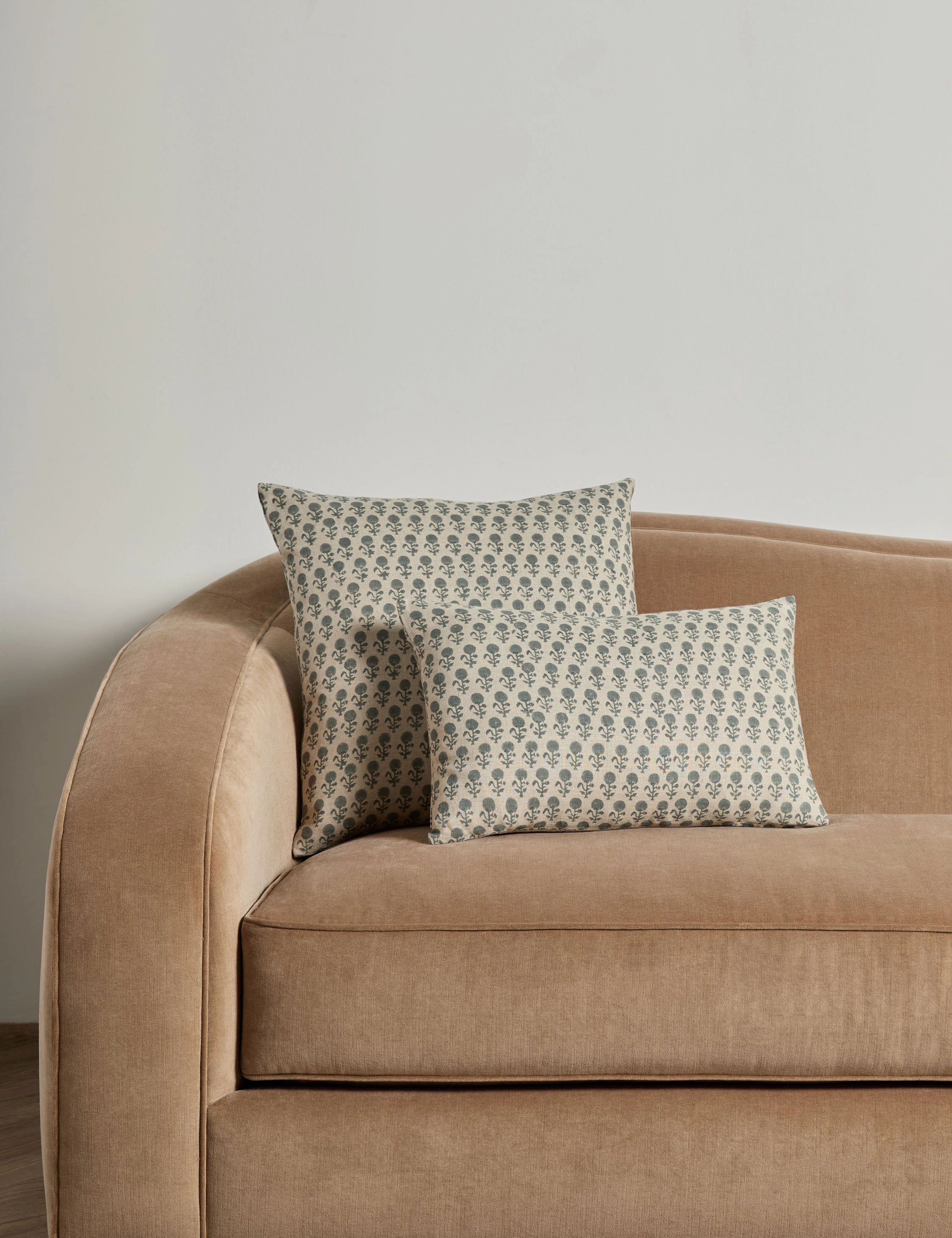 May Linen Pillow