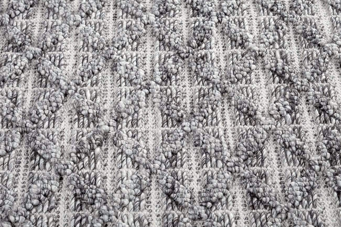 Mia Grey Lattice Wool Rug *NO RETURNS UNLESS FAULTY