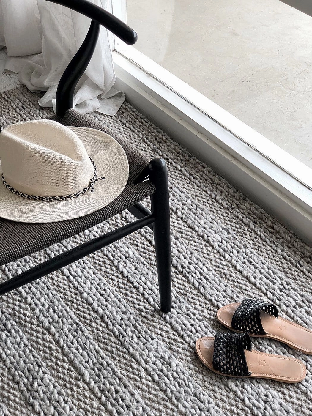 Mila Marbled Grey Braided Rug *NO RETURNS UNLESS FAULTY