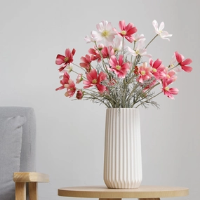 Modern Ribbed White Ceramic Vasehome decoration ,modern home decor 
