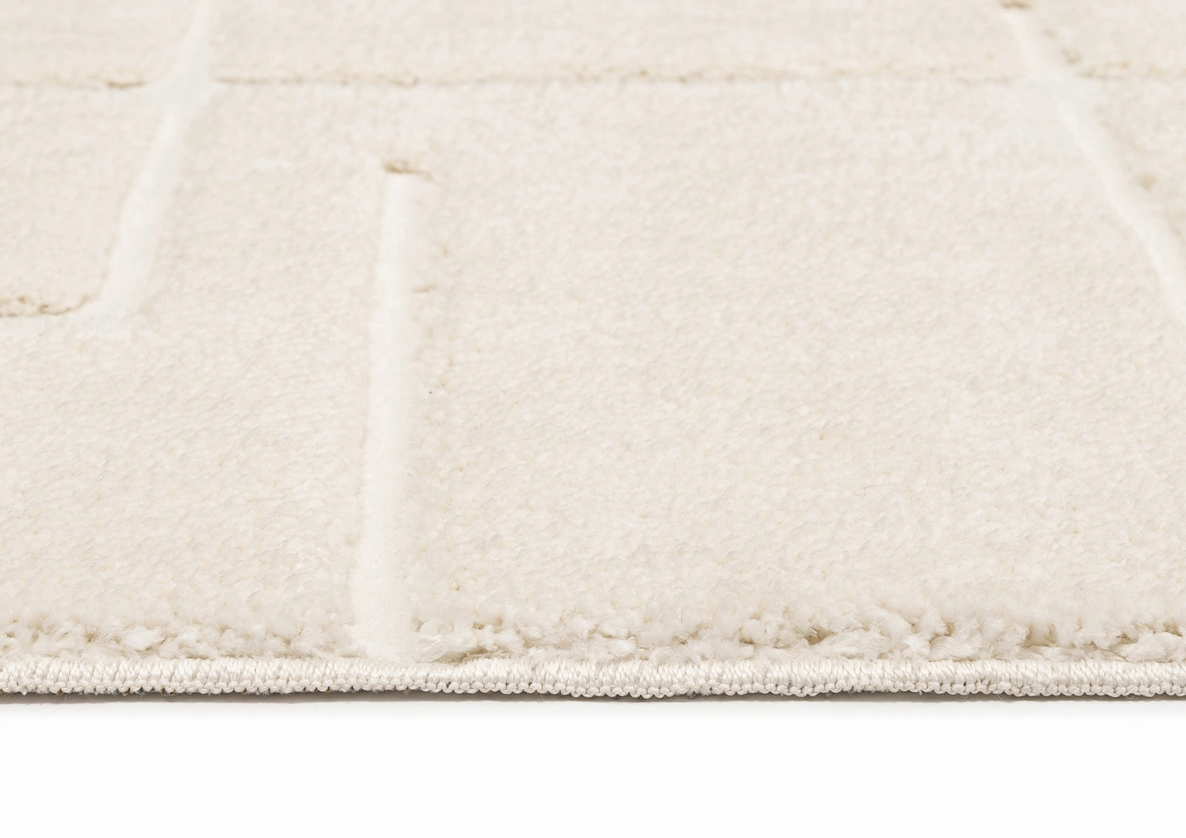 Nalu Ivory Geometric Rug