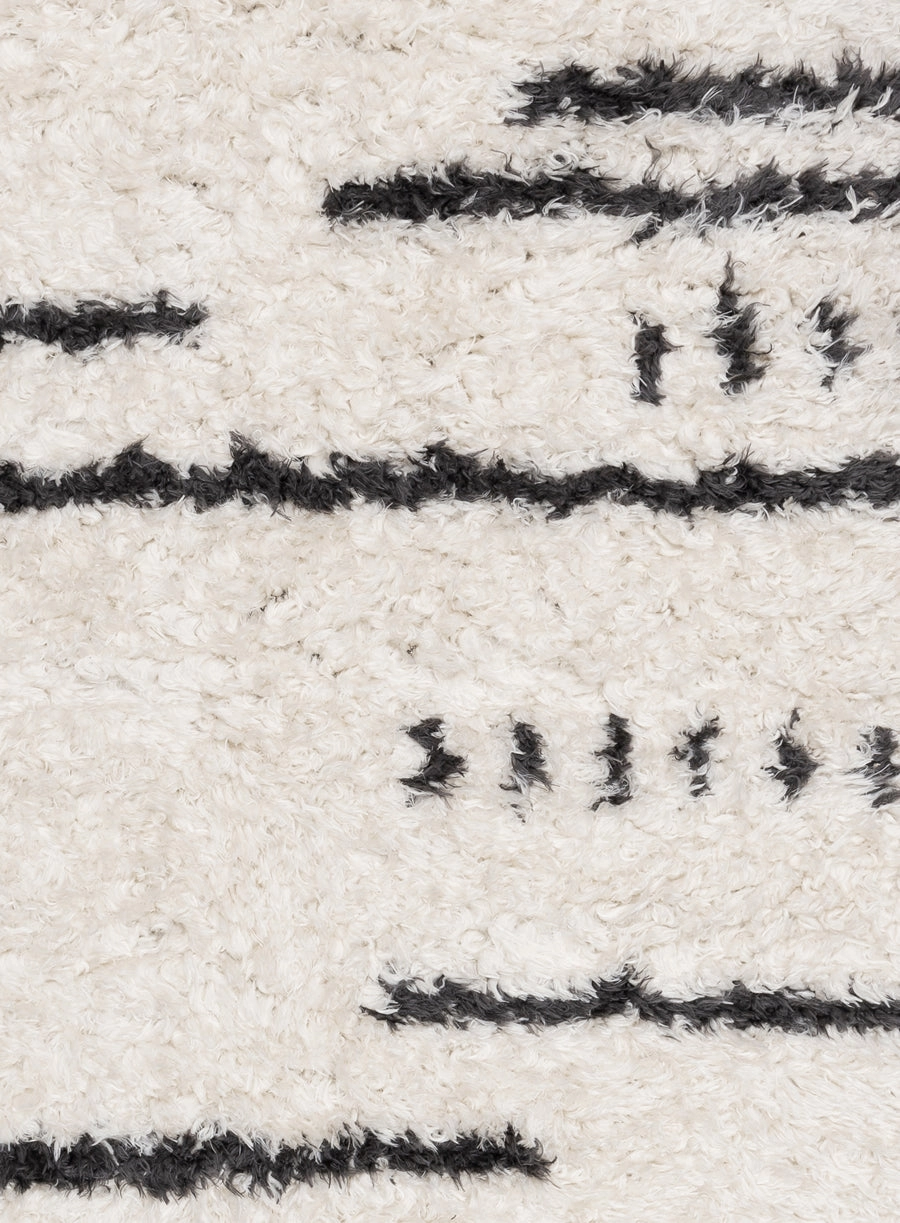 Nidhi Cream & Black Tribal Shag Rug *NO RETURNS UNLESS FAULTY