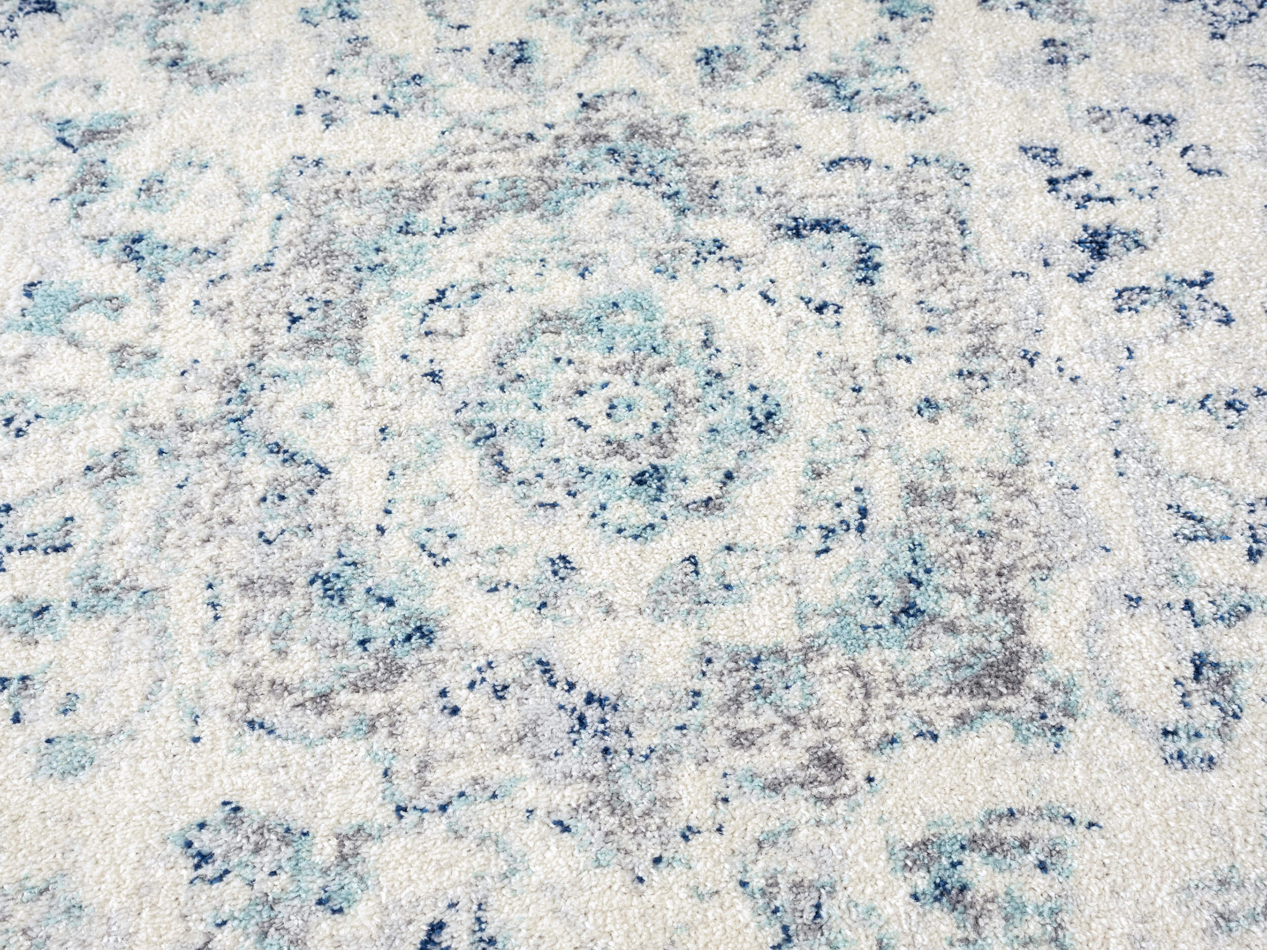 Noor Blue and Ivory Traditional Distressed Rug