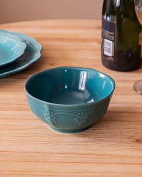 Ocean Elegance Ceramic Bowlmodern kitchen decor ,kitchen dinner set ,dinnerware 