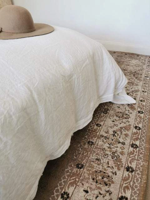Olive Caramel Brown Traditional Medallion Rug *NO RETURNS UNLESS FAULTY