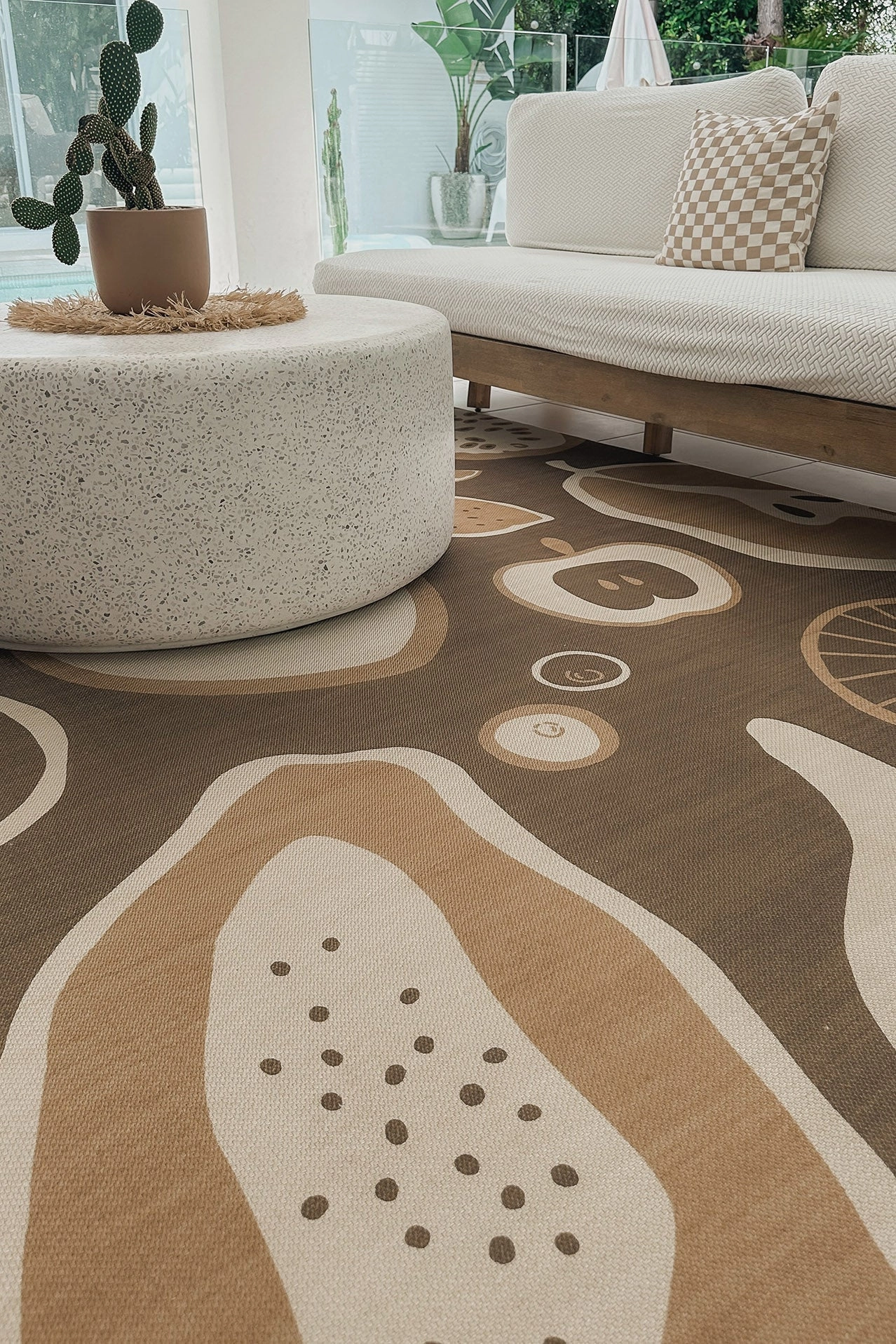 Olwen Brown Graphic Indoor Outdoor Washable Rug *NO RETURNS UNLESS FAULTY