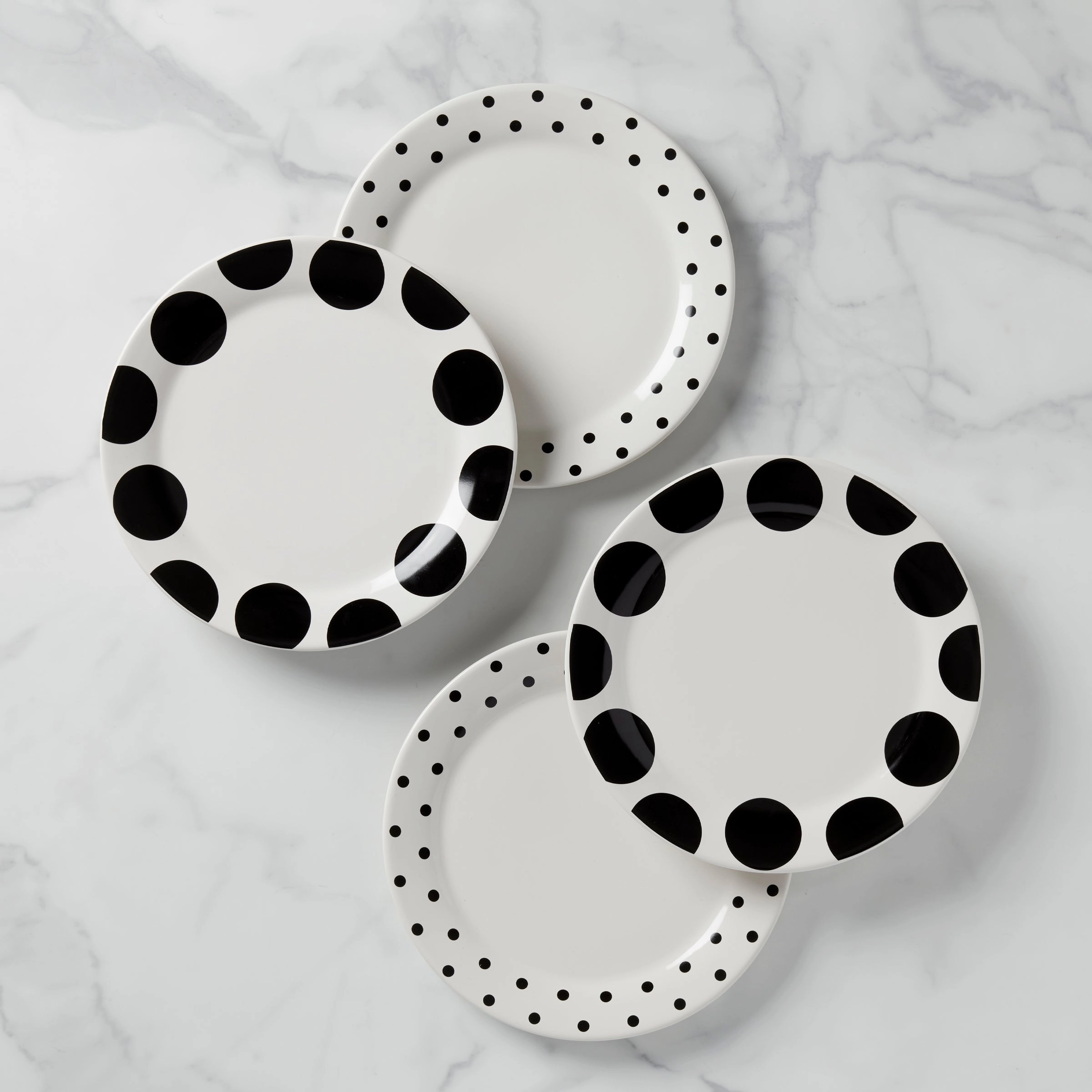 On The Dot Assorted Dinner Plates - Set of 4halloween party decor ,outdoor halloween decor 