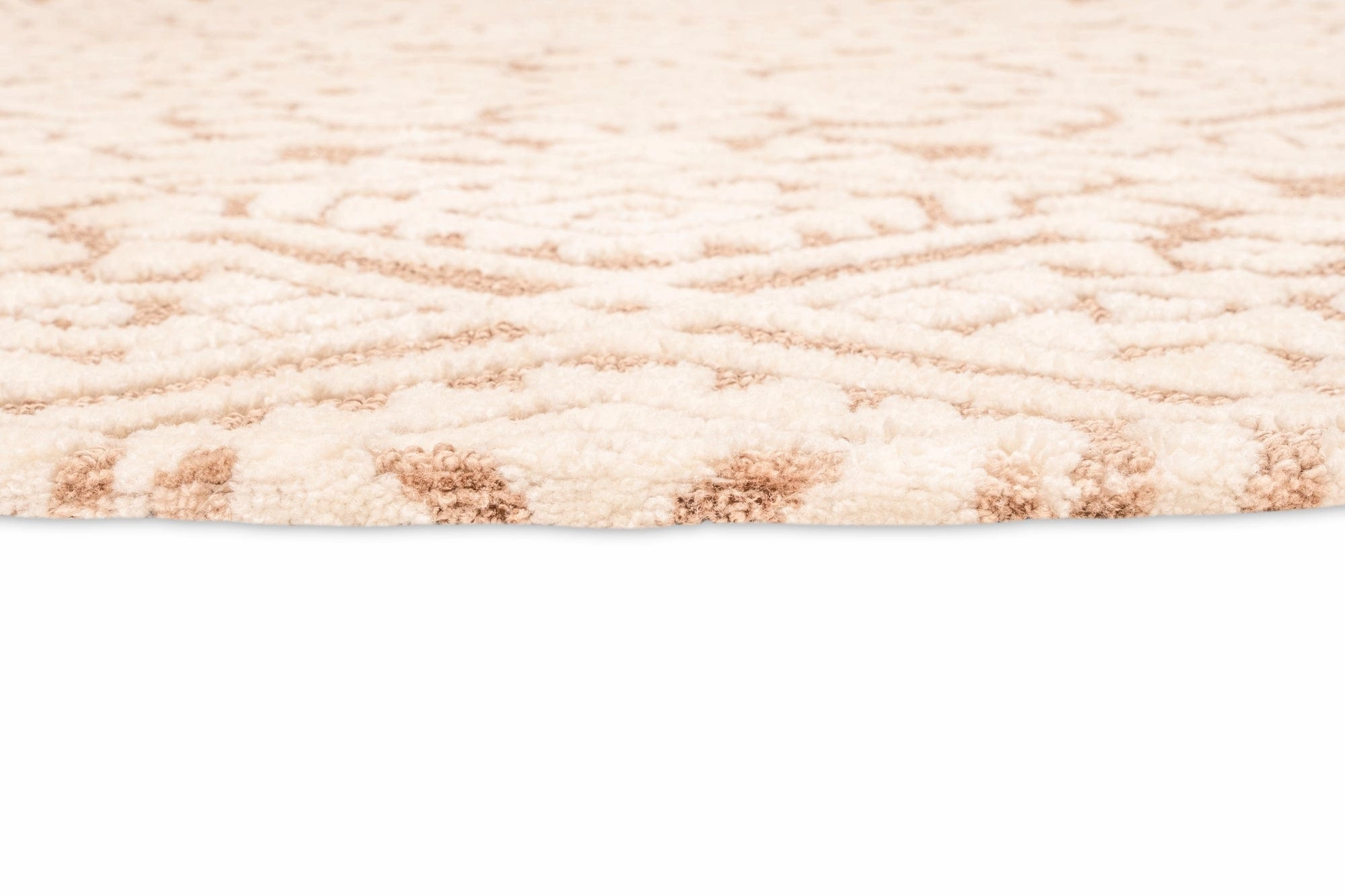 Paloma Peach and Ivory Tribal Patterned Round Rug *NO RETURNS UNLESS FAULTY
